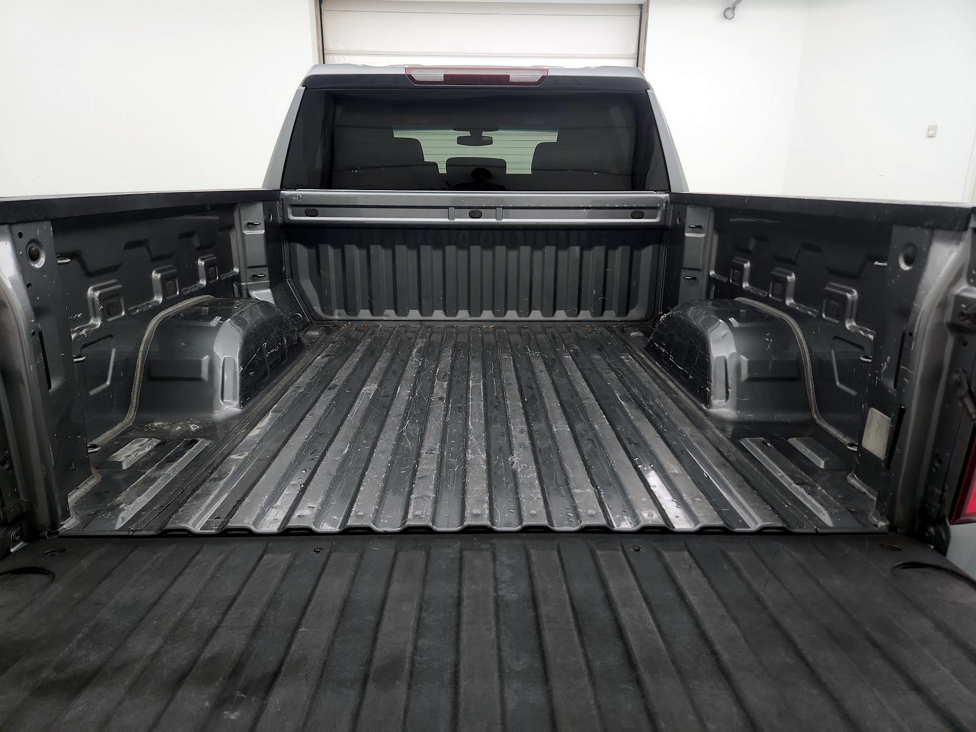 Thumbnail: 2020 Chevrolet Silverado 1500 - 20