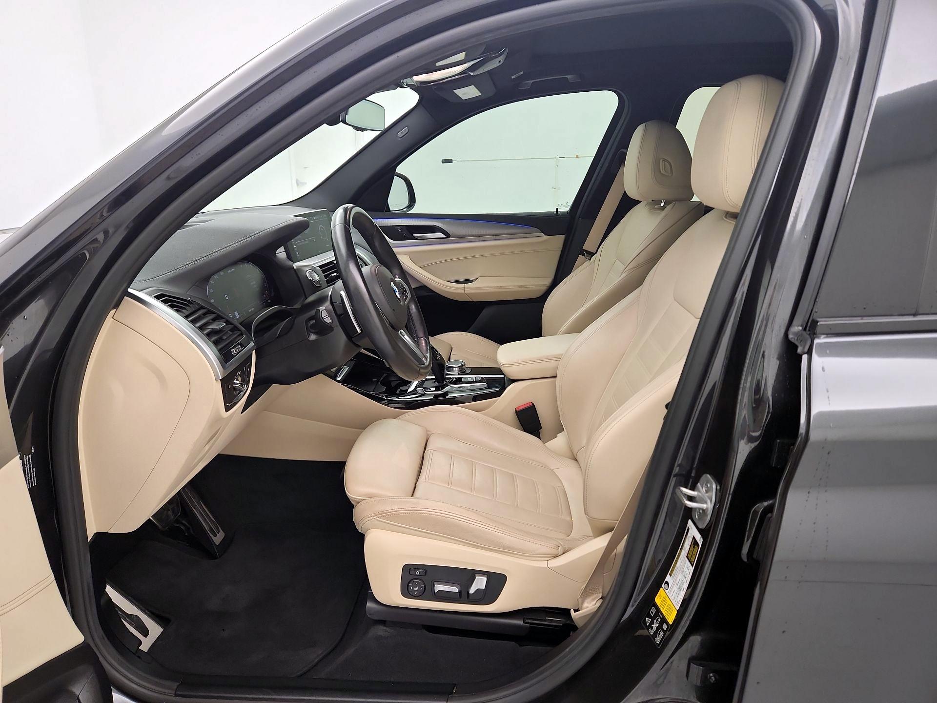 Thumbnail: 2021 BMW X3 - 11