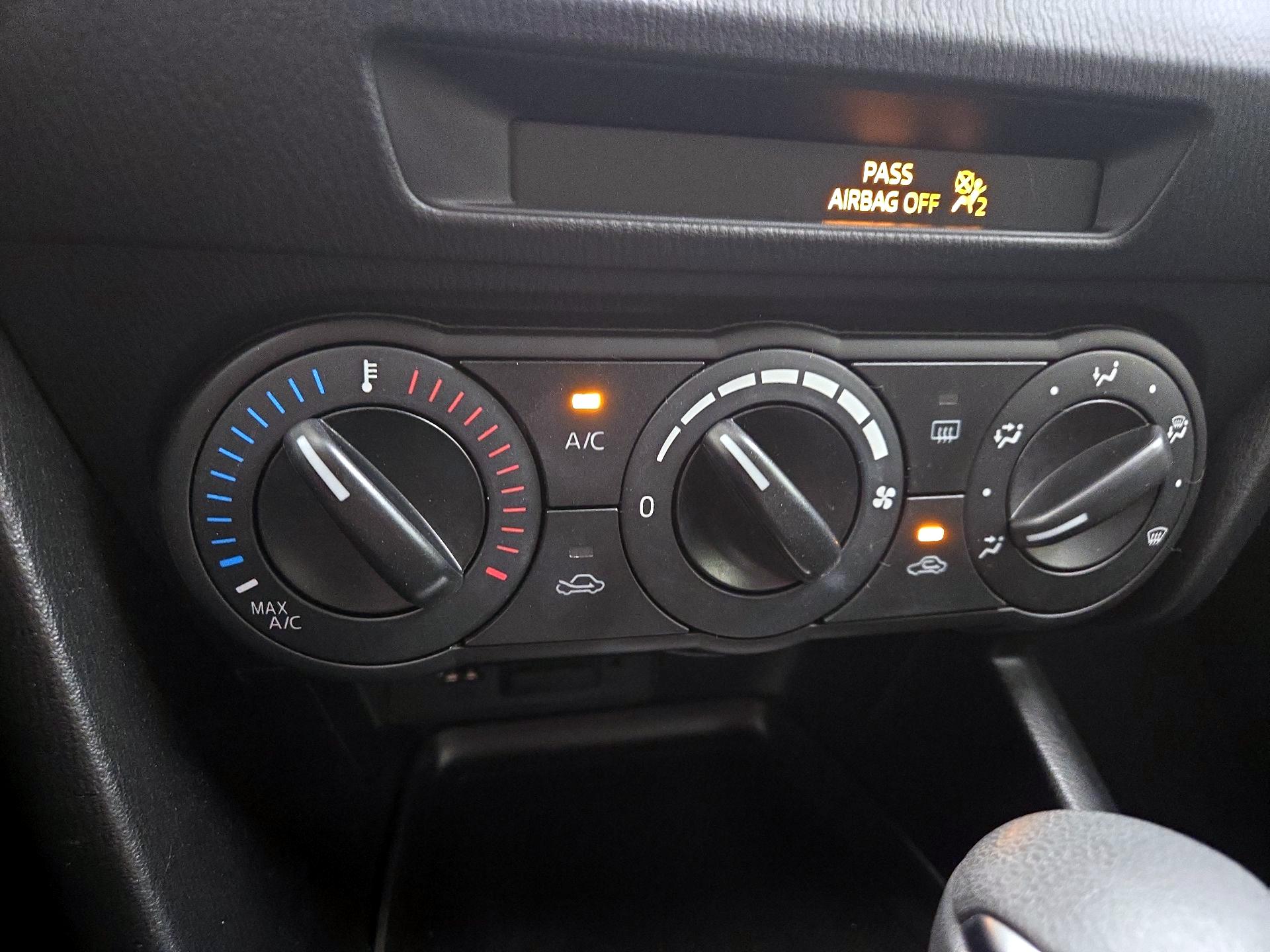 Thumbnail: 2015 Mazda Mazda3 - 15