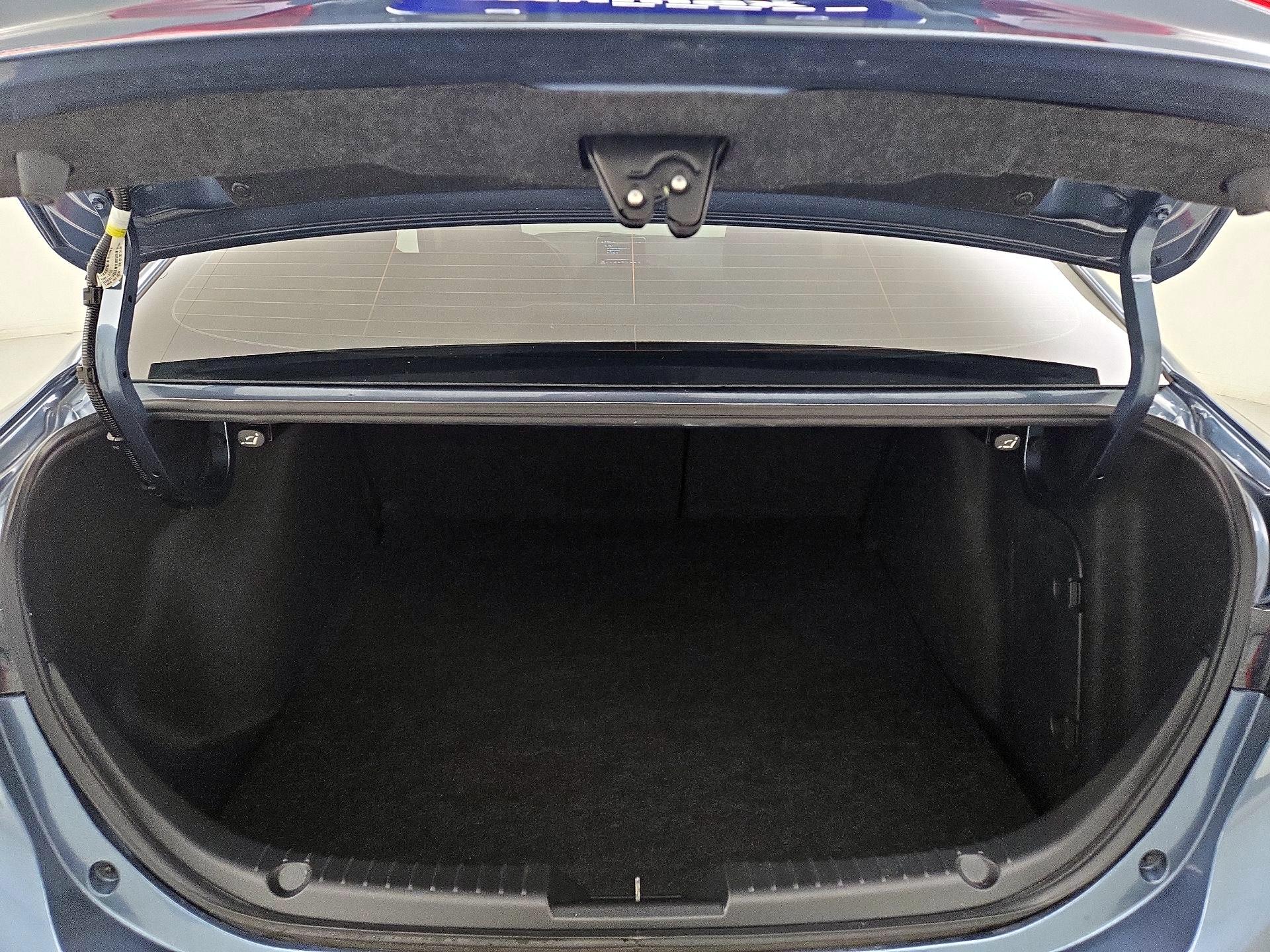 Thumbnail: 2015 Mazda Mazda3 - 19