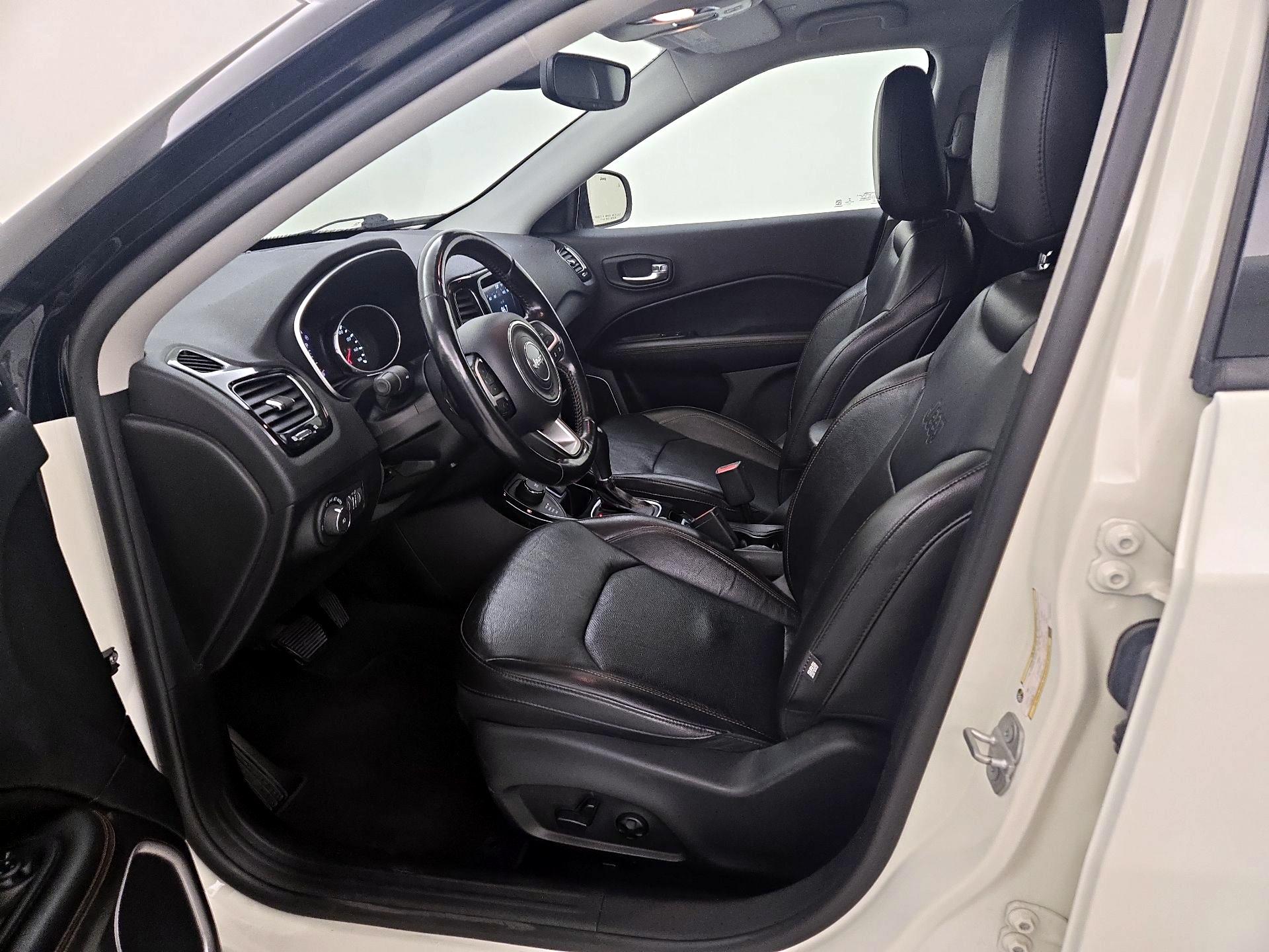 Thumbnail: 2021 Jeep Compass - 11