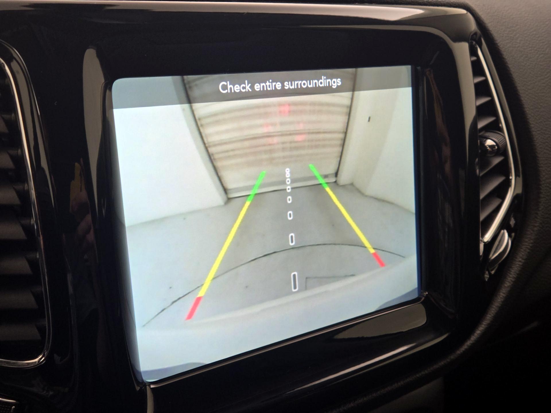 Thumbnail: 2021 Jeep Compass - 14