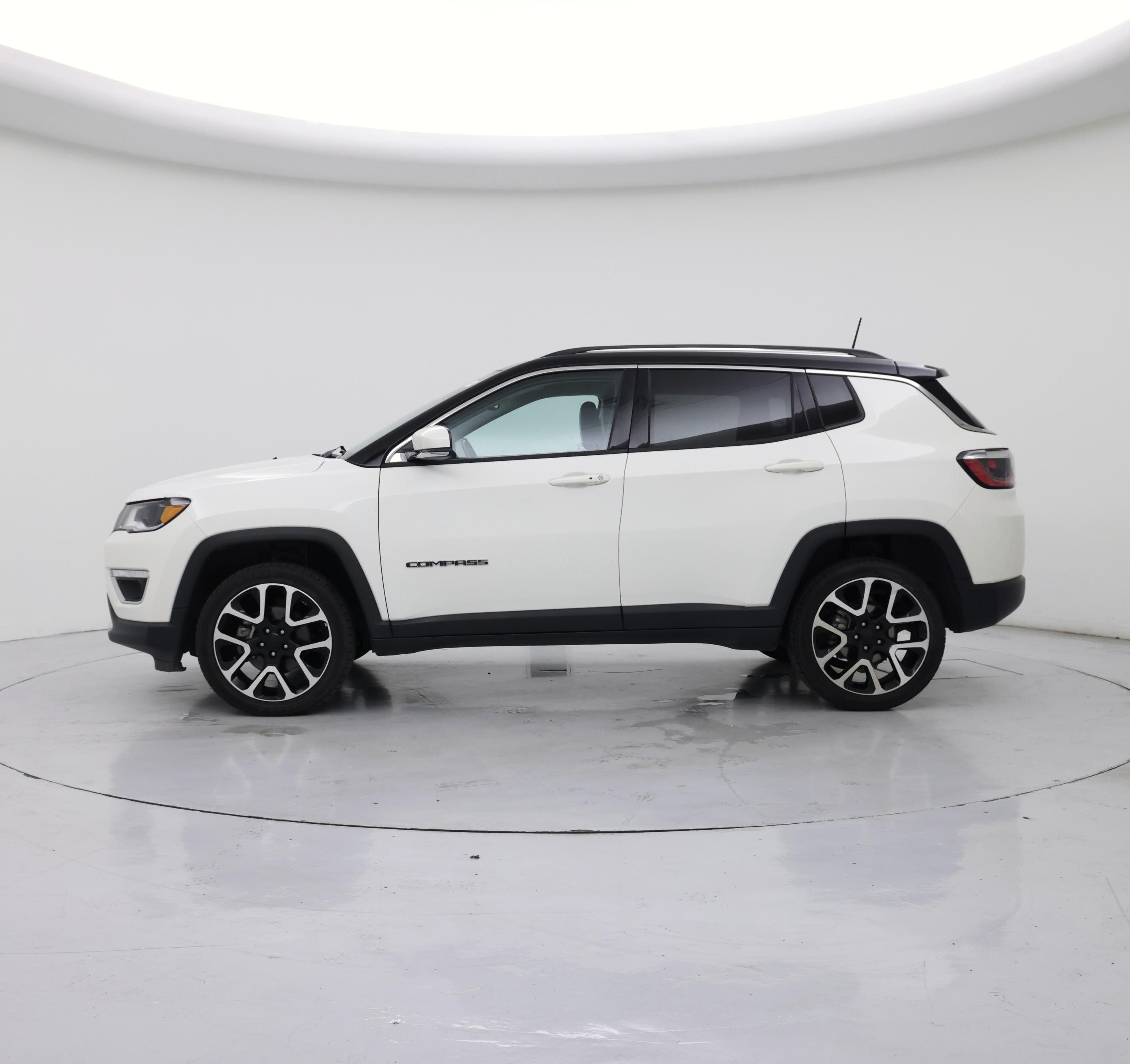 Thumbnail: 2021 Jeep Compass - 3