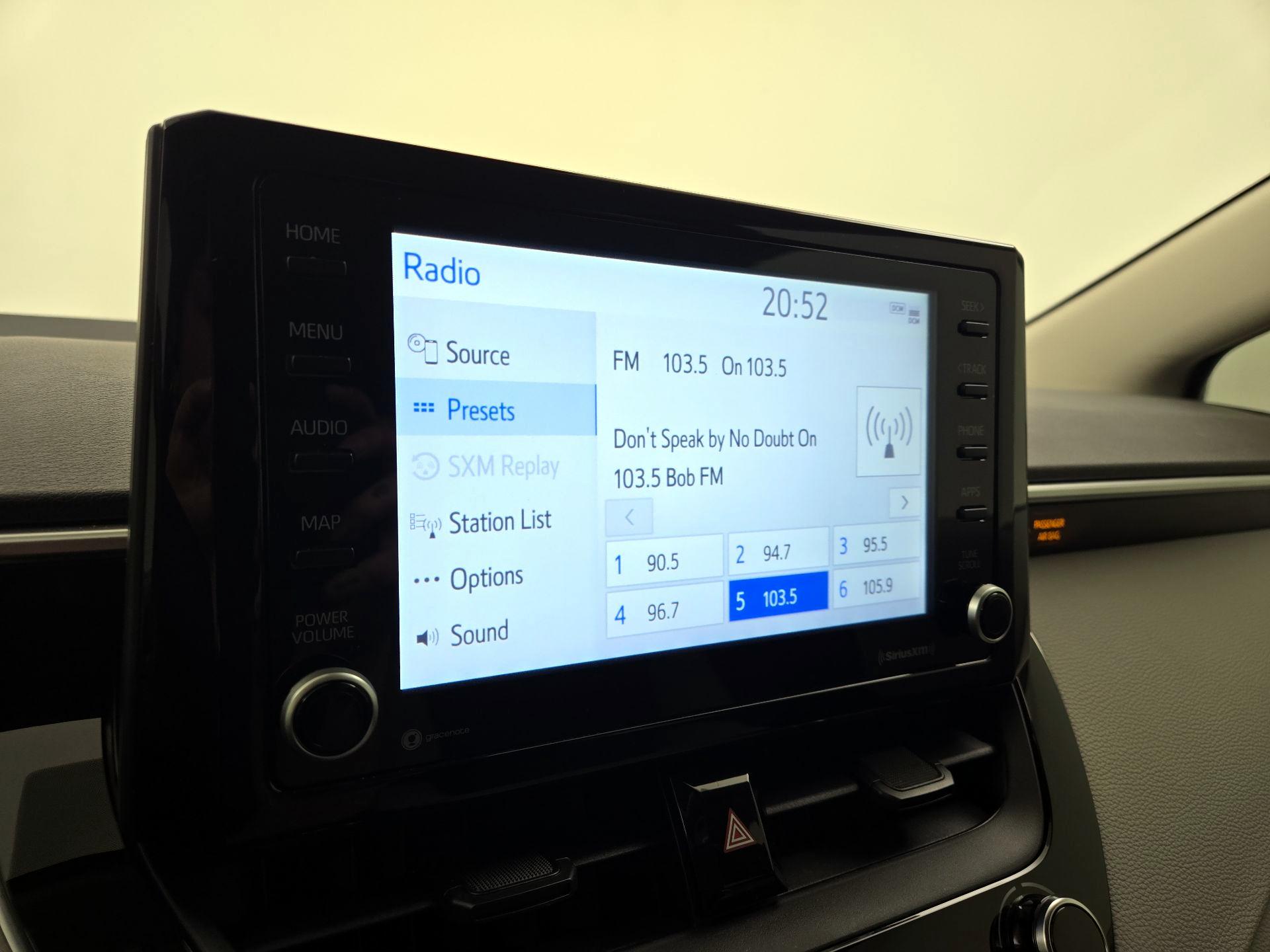 Thumbnail: 2022 Toyota Corolla - 15