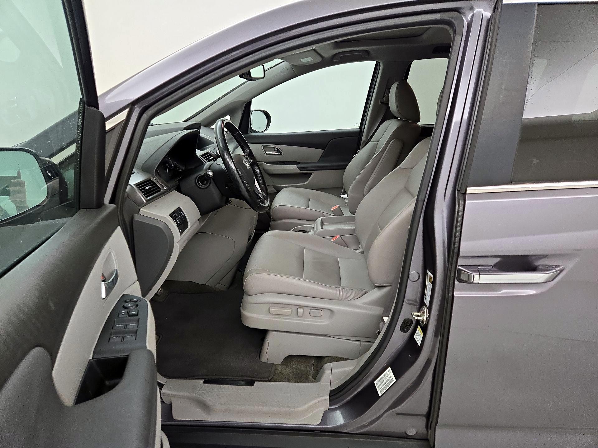 Thumbnail: 2015 Honda Odyssey - 11