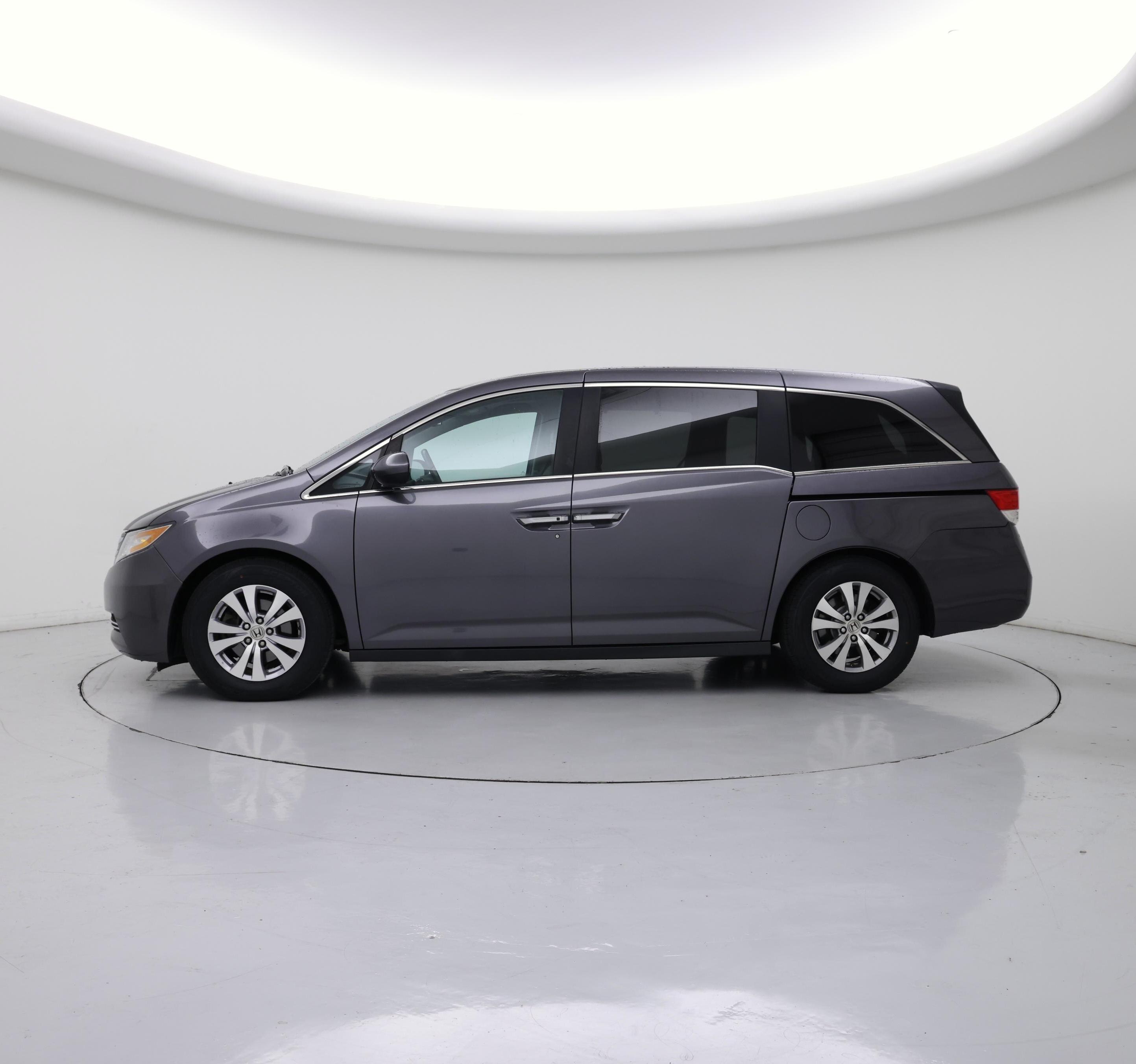 Thumbnail: 2015 Honda Odyssey - 3