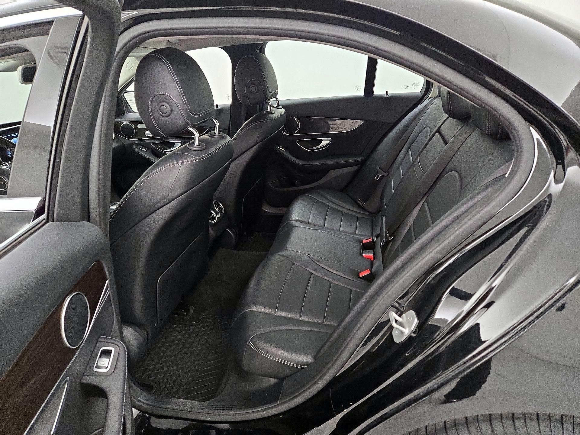 Thumbnail: 2016 Mercedes-Benz C-Class - 19