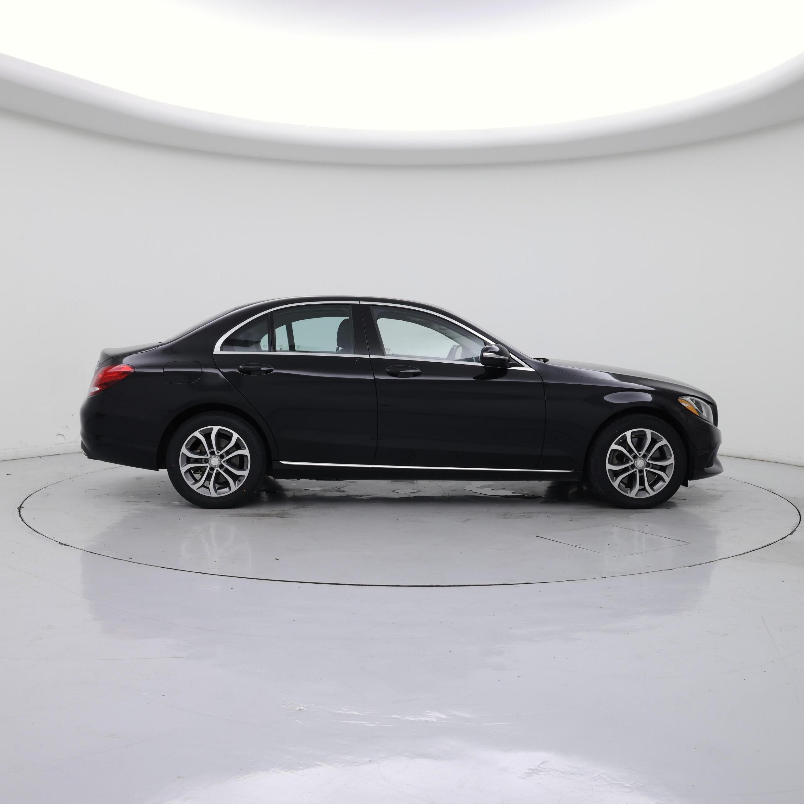 Thumbnail: 2016 Mercedes-Benz C-Class - 7