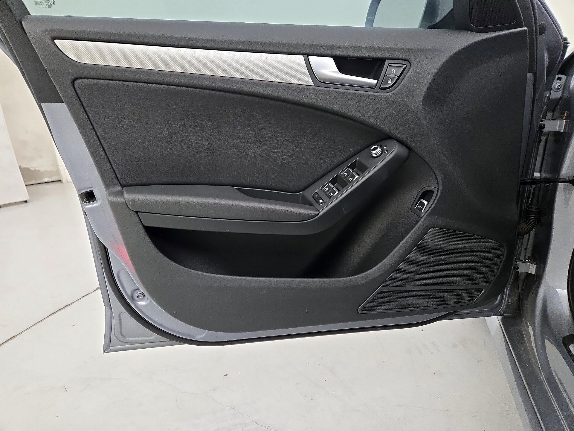 Thumbnail: 2016 Audi A4 - 12