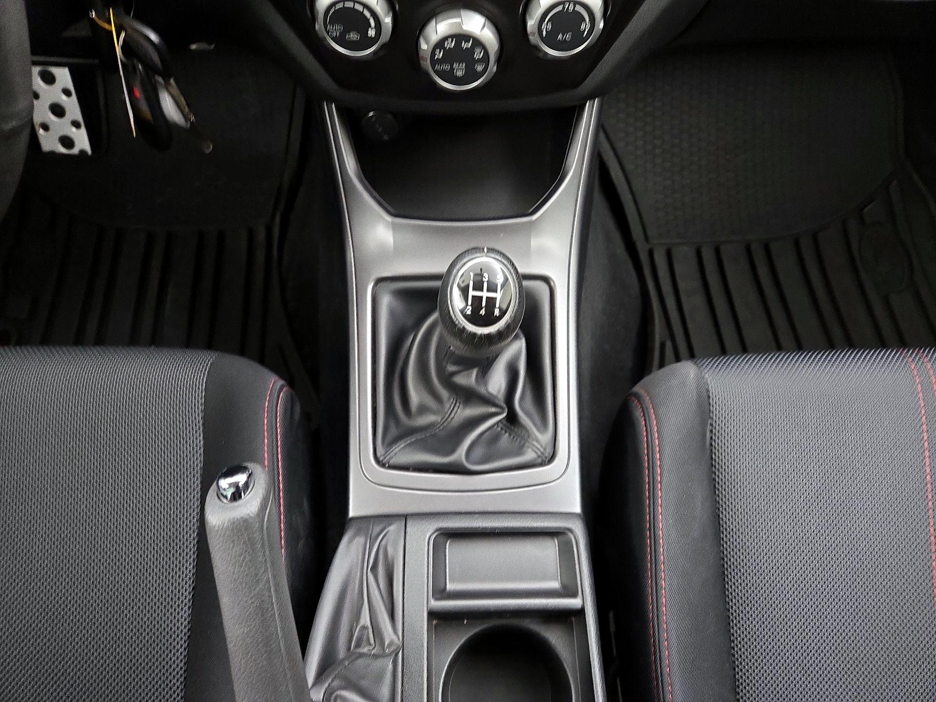 Thumbnail: 2014 Subaru Impreza - 16