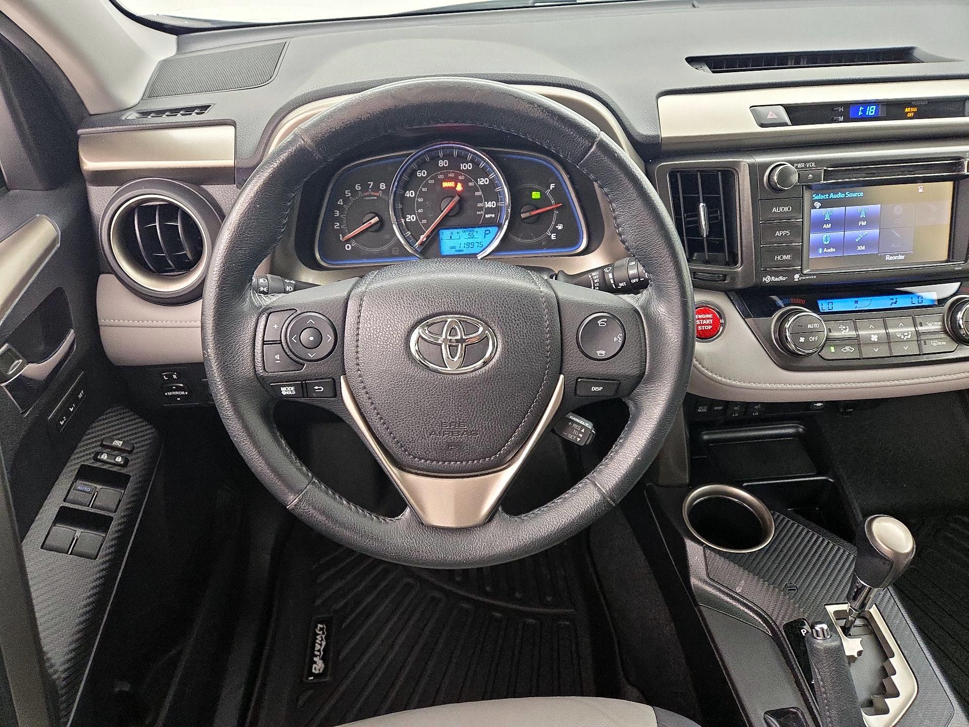 Thumbnail: 2015 Toyota RAV4 - 10