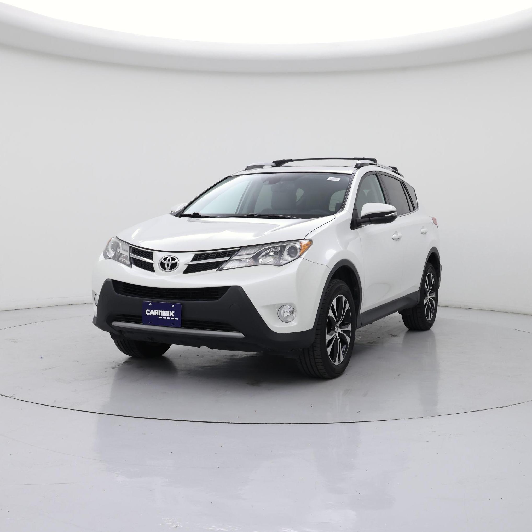 Thumbnail: 2015 Toyota RAV4 - 4