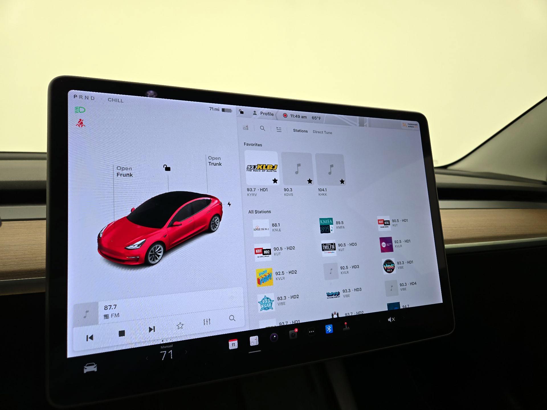Thumbnail: 2021 Tesla Model 3 - 15