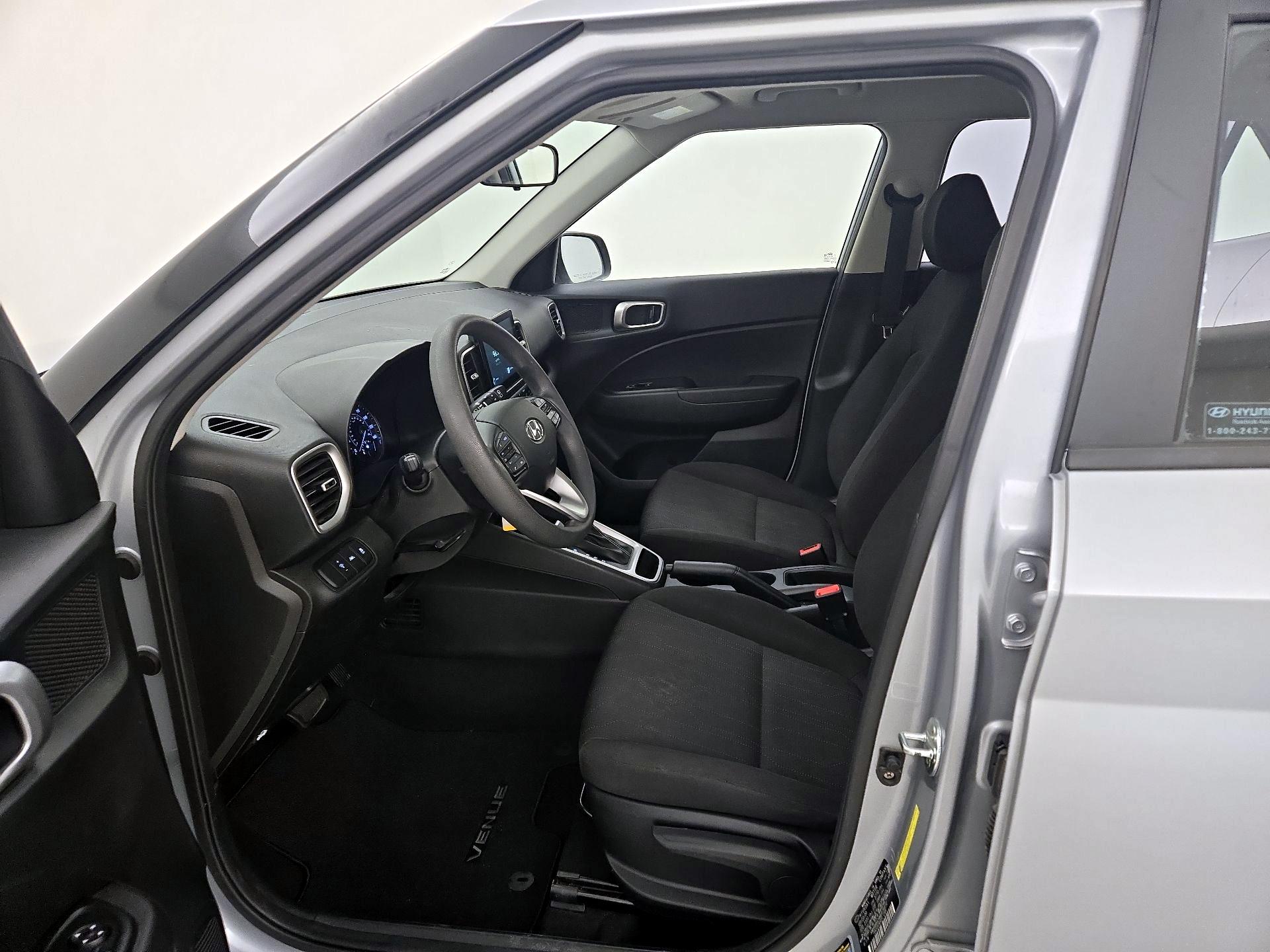 Thumbnail: 2021 Hyundai Venue - 11