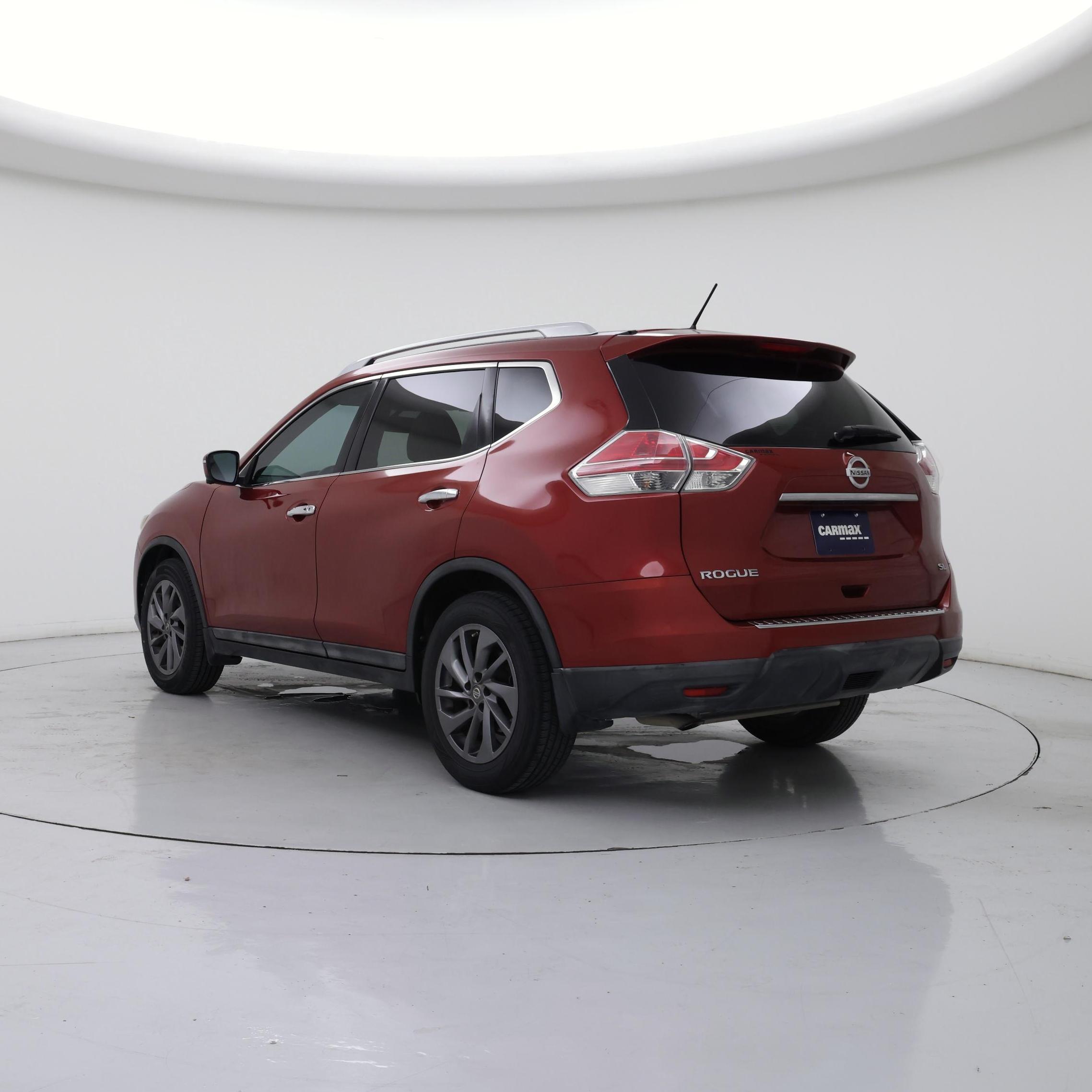 Thumbnail: 2016 Nissan Rogue - 2