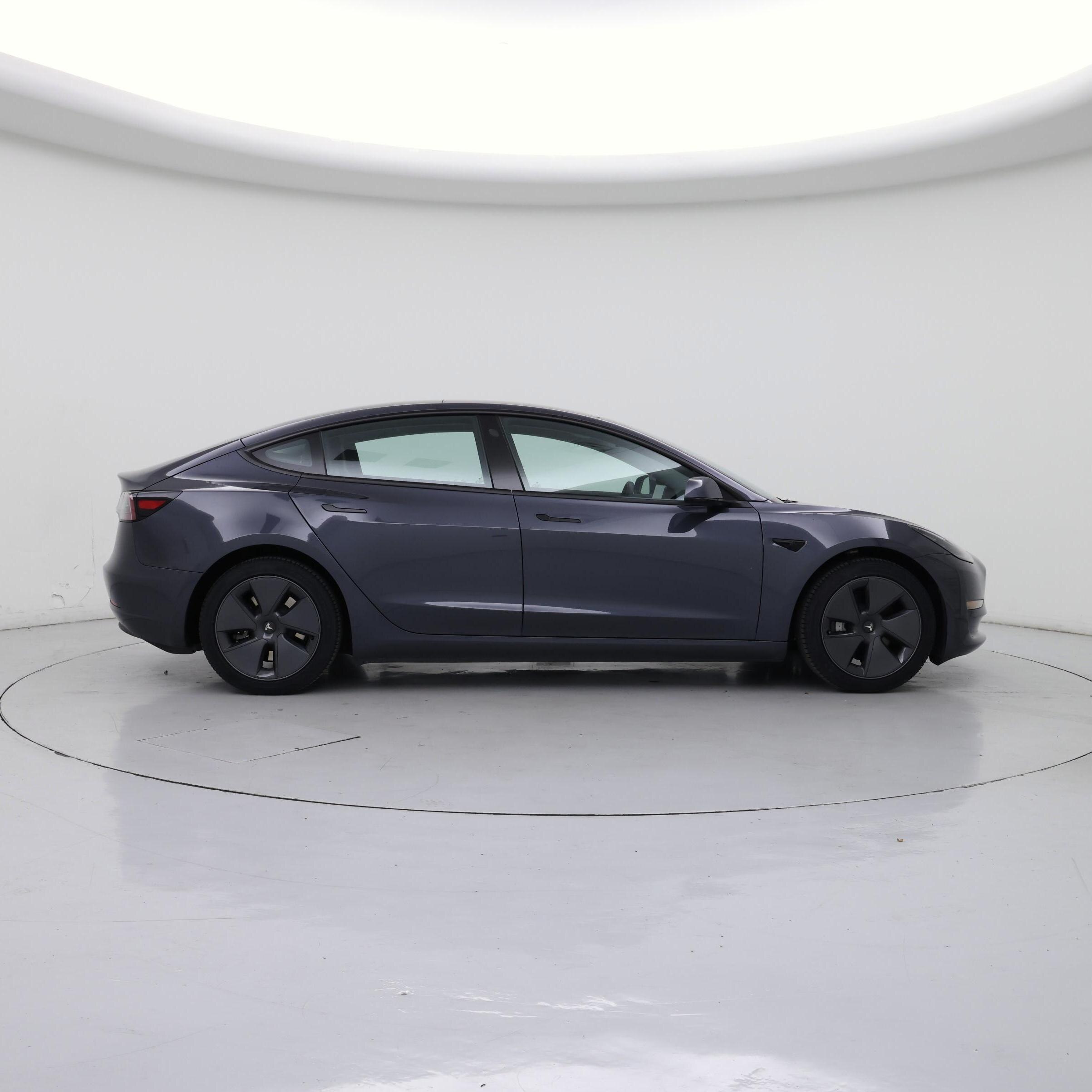 Thumbnail: 2023 Tesla Model 3 - 7