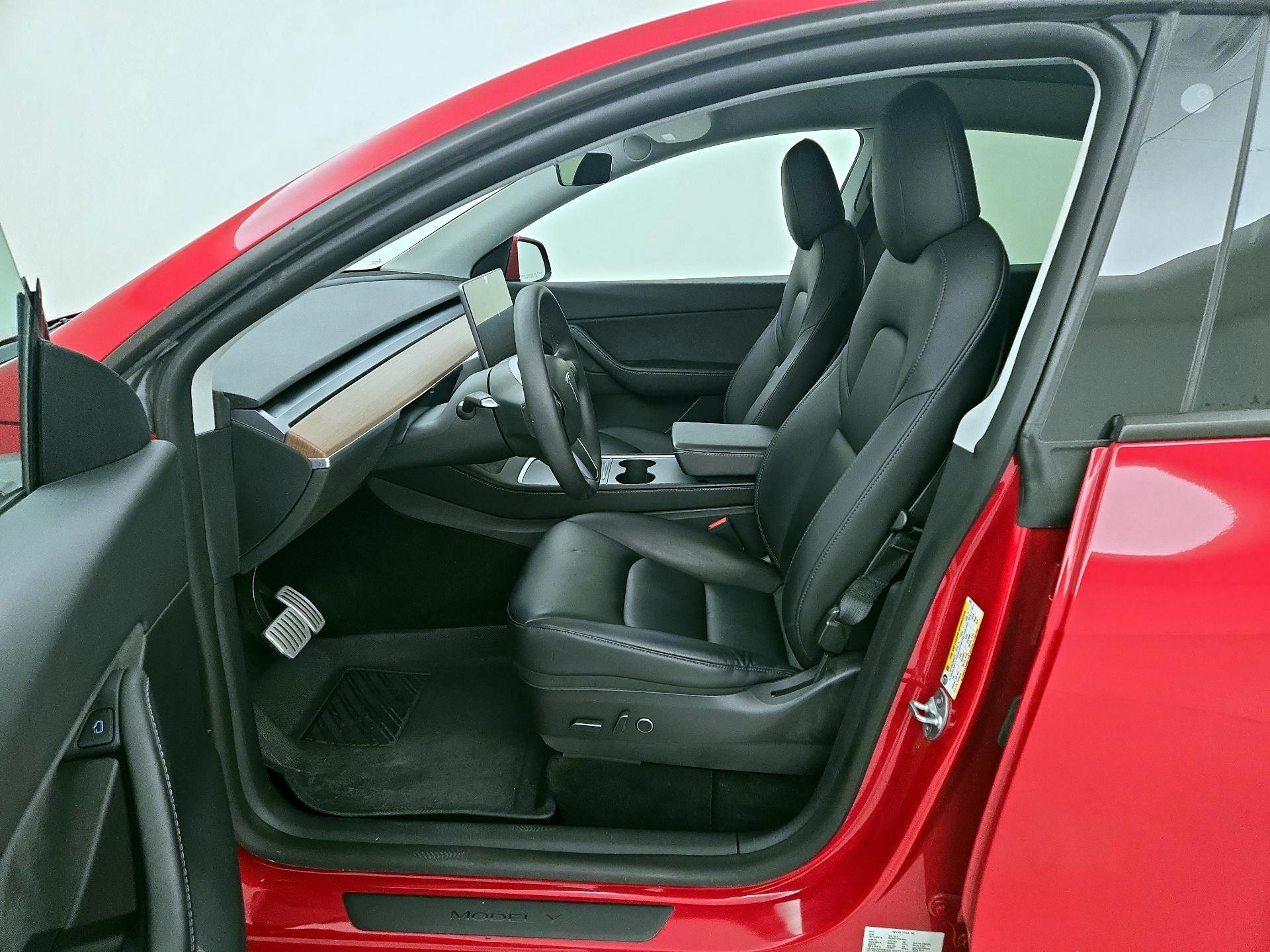 Thumbnail: 2022 Tesla Model Y - 11