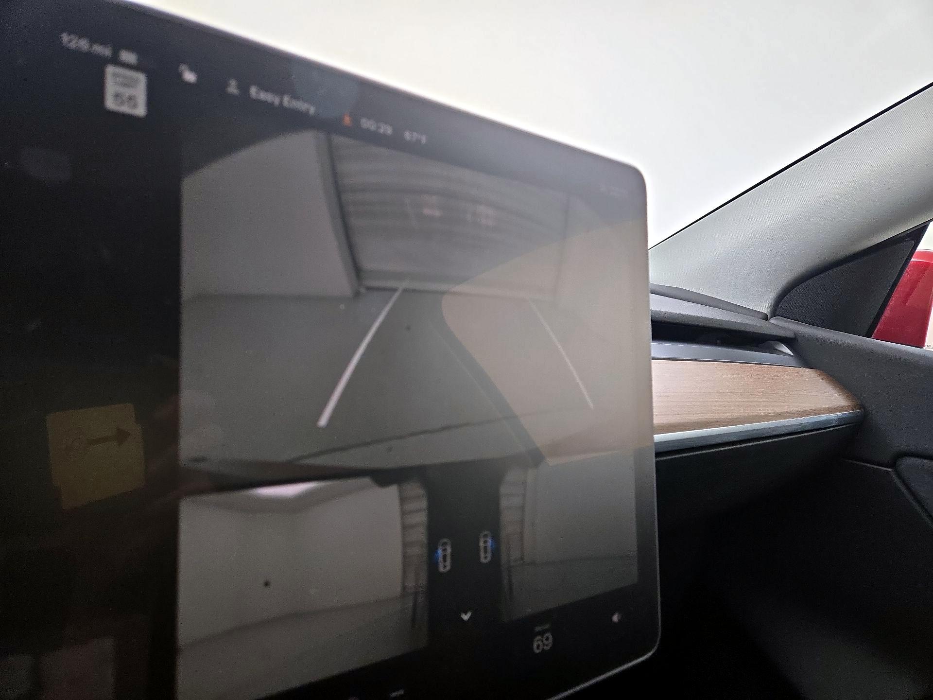 Thumbnail: 2022 Tesla Model Y - 14