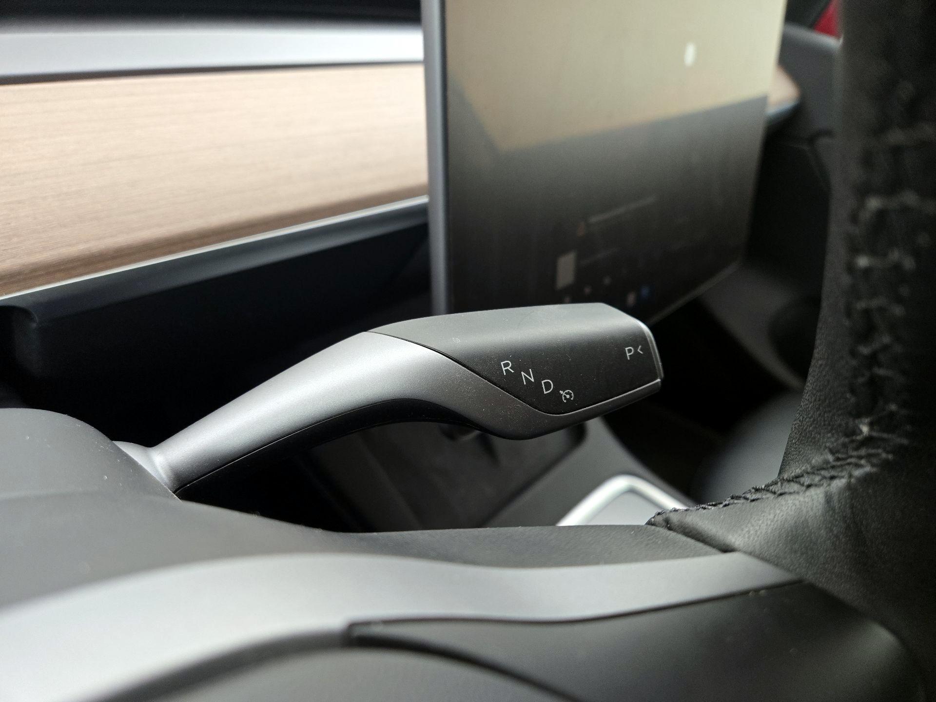 Thumbnail: 2022 Tesla Model Y - 17