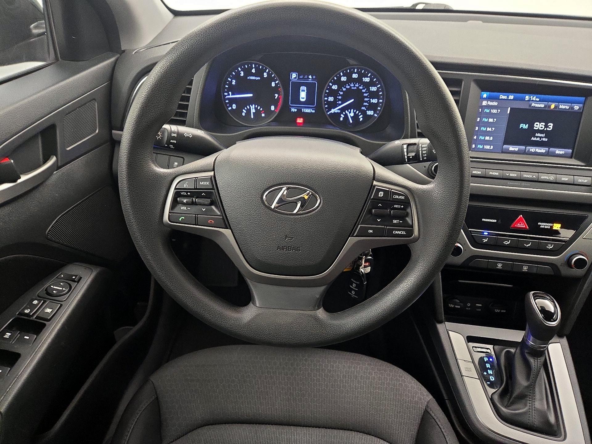 Thumbnail: 2018 Hyundai Elantra - 10