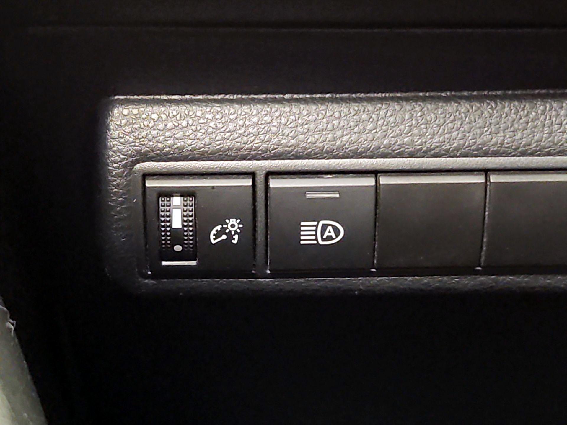 Thumbnail: 2024 Toyota Corolla - 13