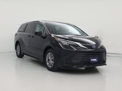 2024 Toyota Sienna Hybrid LE