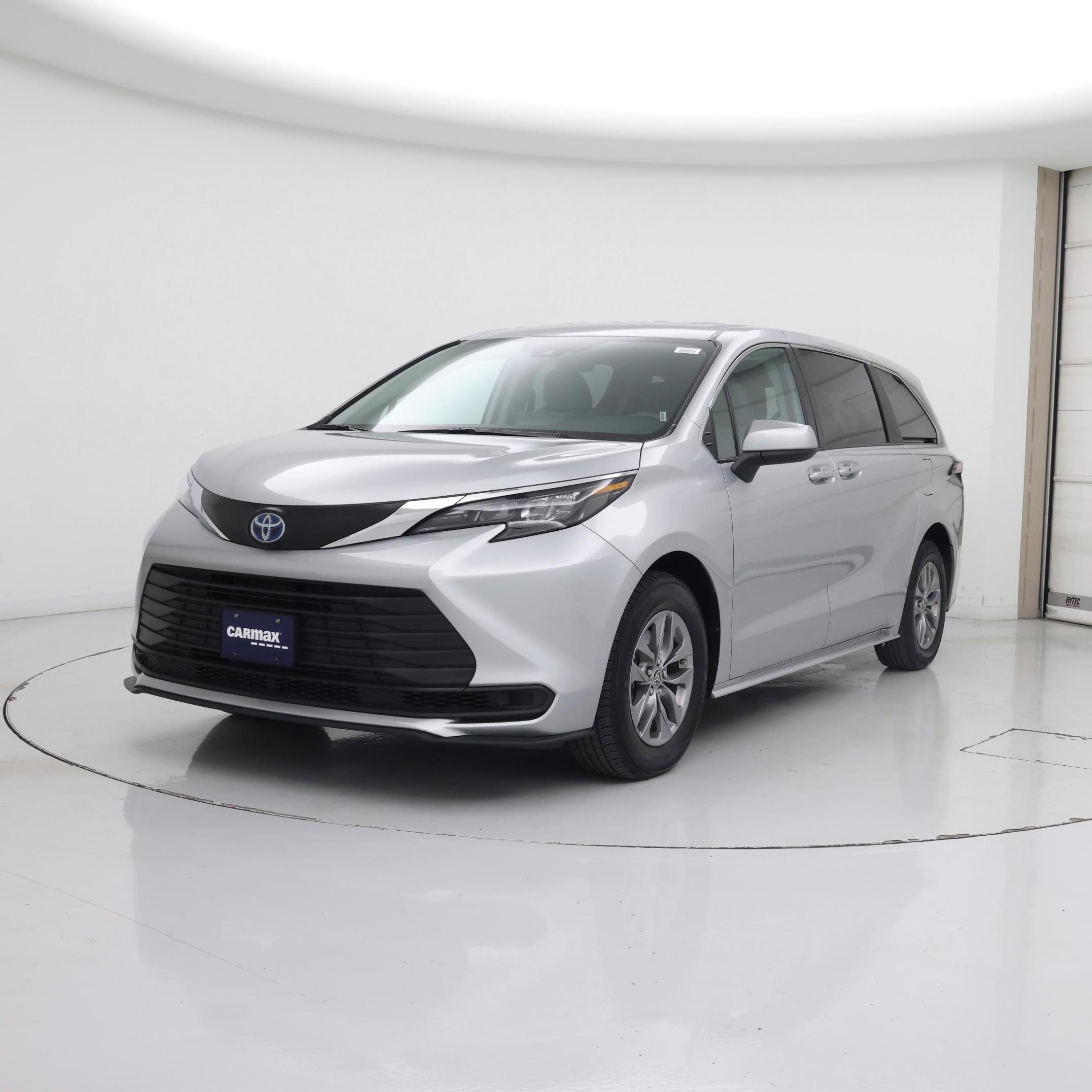 Thumbnail: 2024 Toyota Sienna - 4