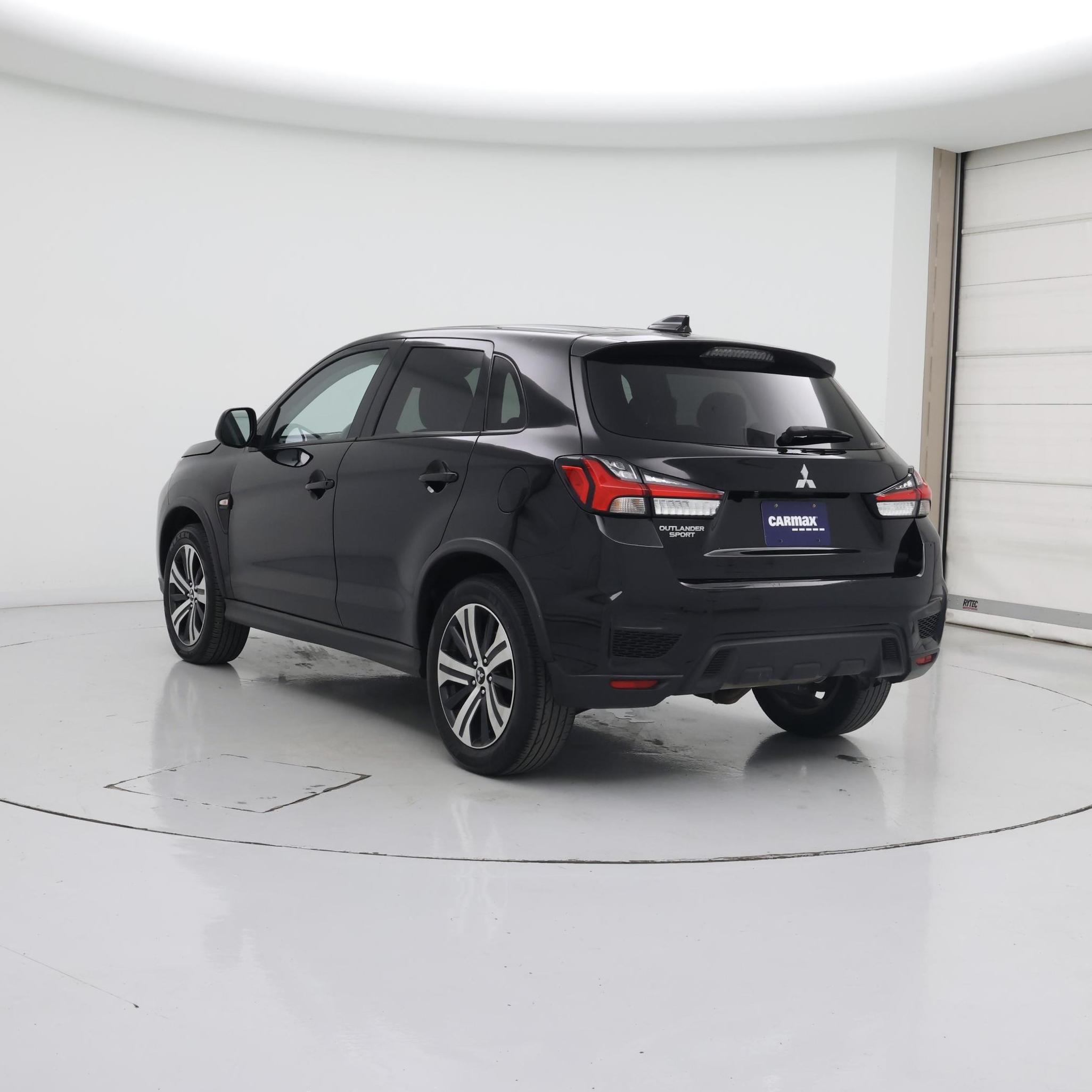 Thumbnail: 2023 Mitsubishi Outlander Sport - 2