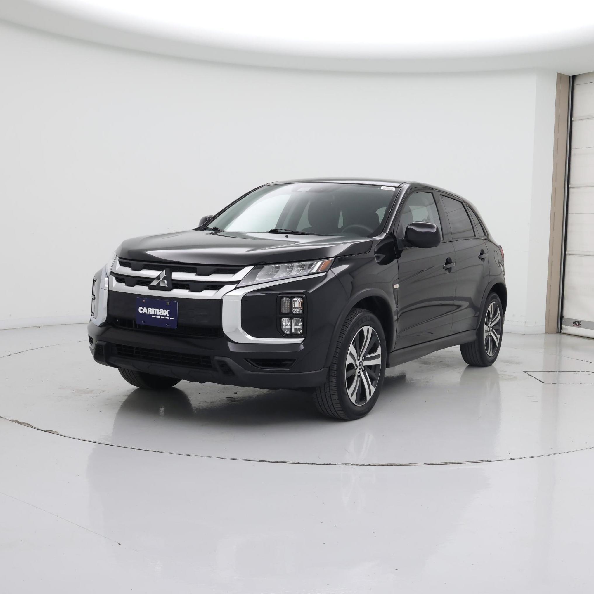 Thumbnail: 2023 Mitsubishi Outlander Sport - 4