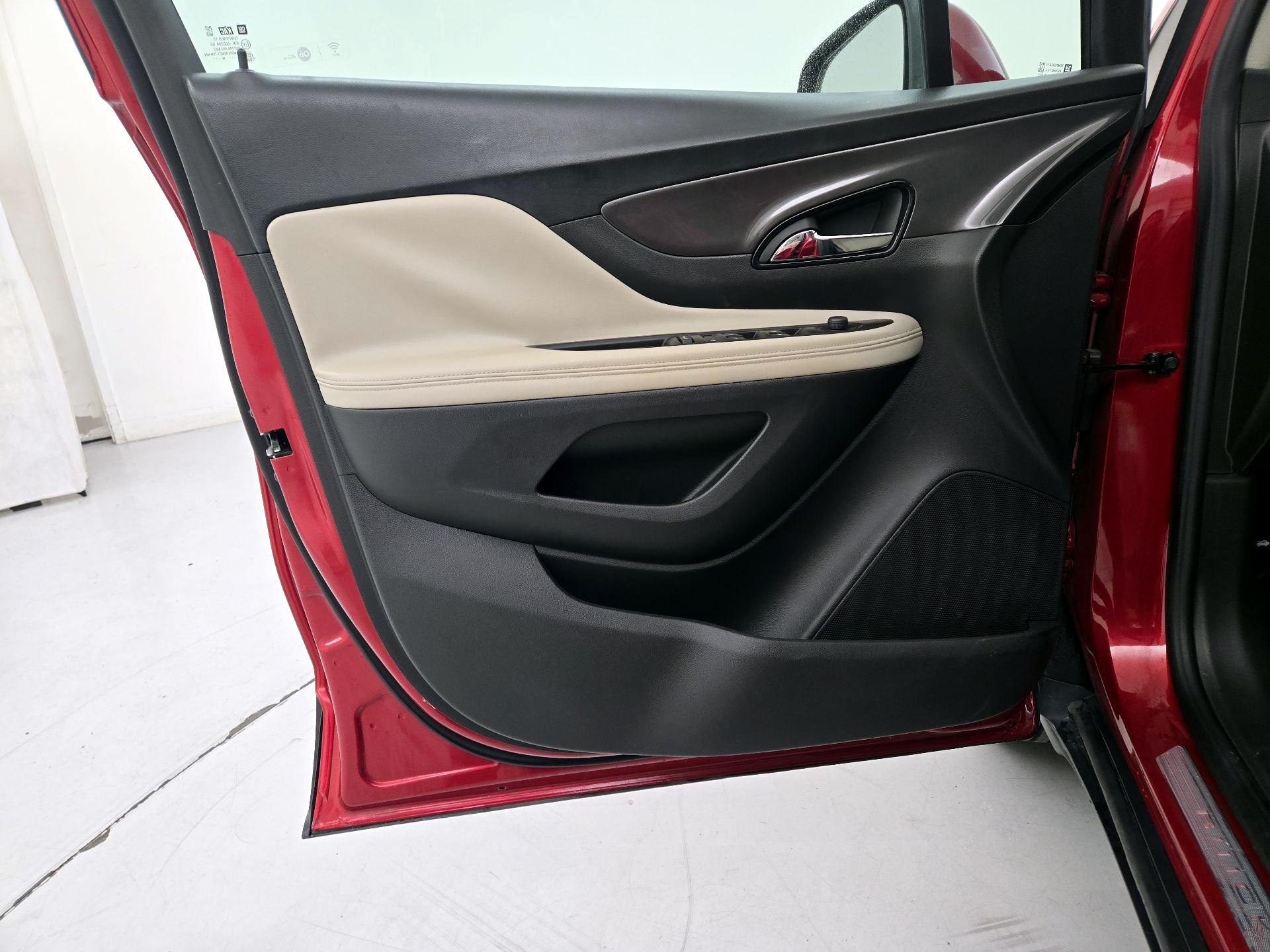 Thumbnail: 2018 Buick Encore - 12