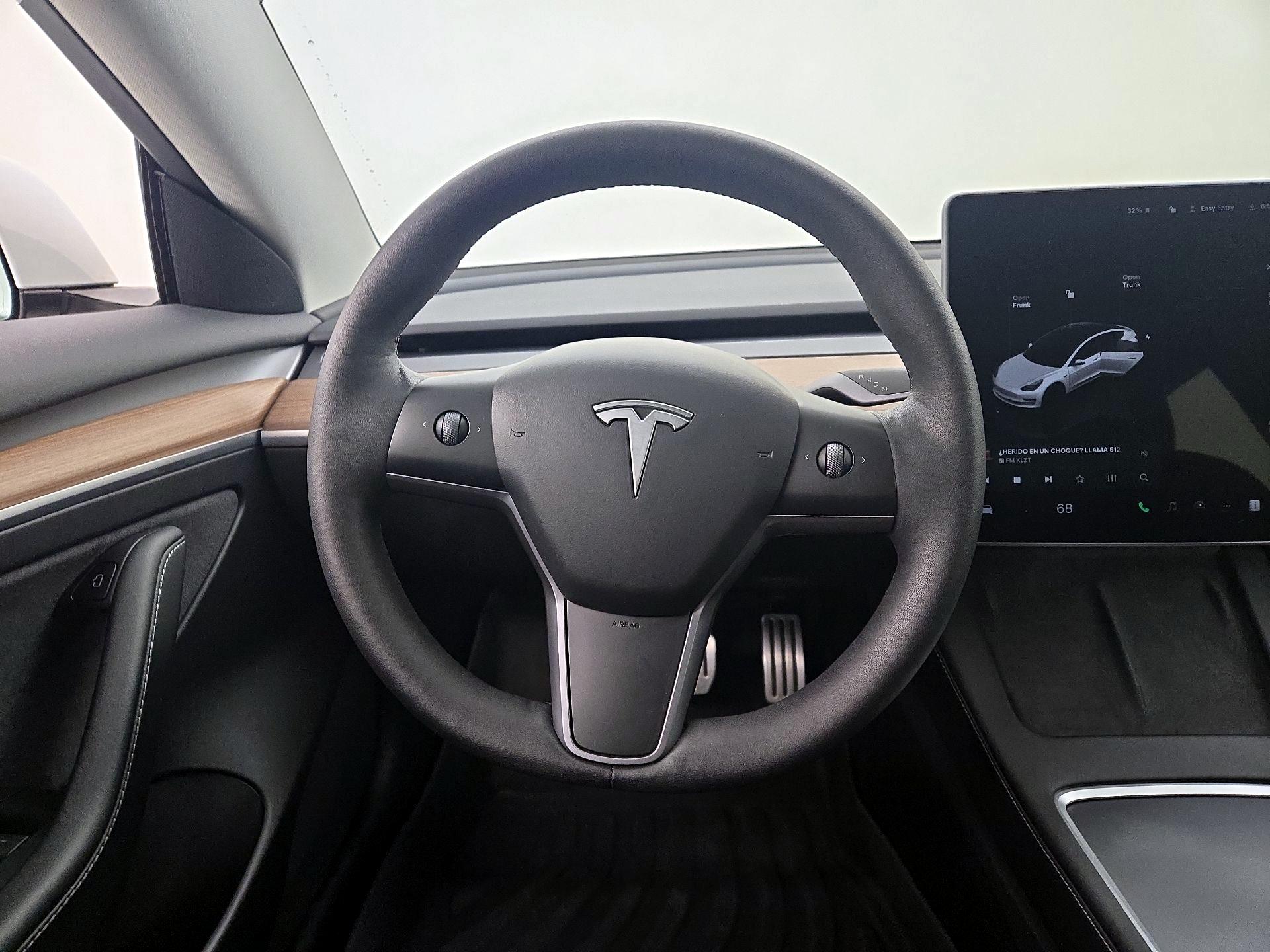 Thumbnail: 2022 Tesla Model 3 - 10