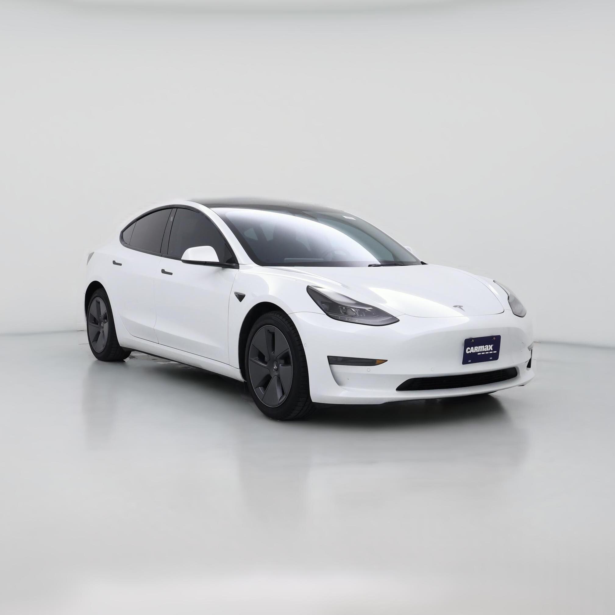 Thumbnail: 2022 Tesla Model 3 - 1