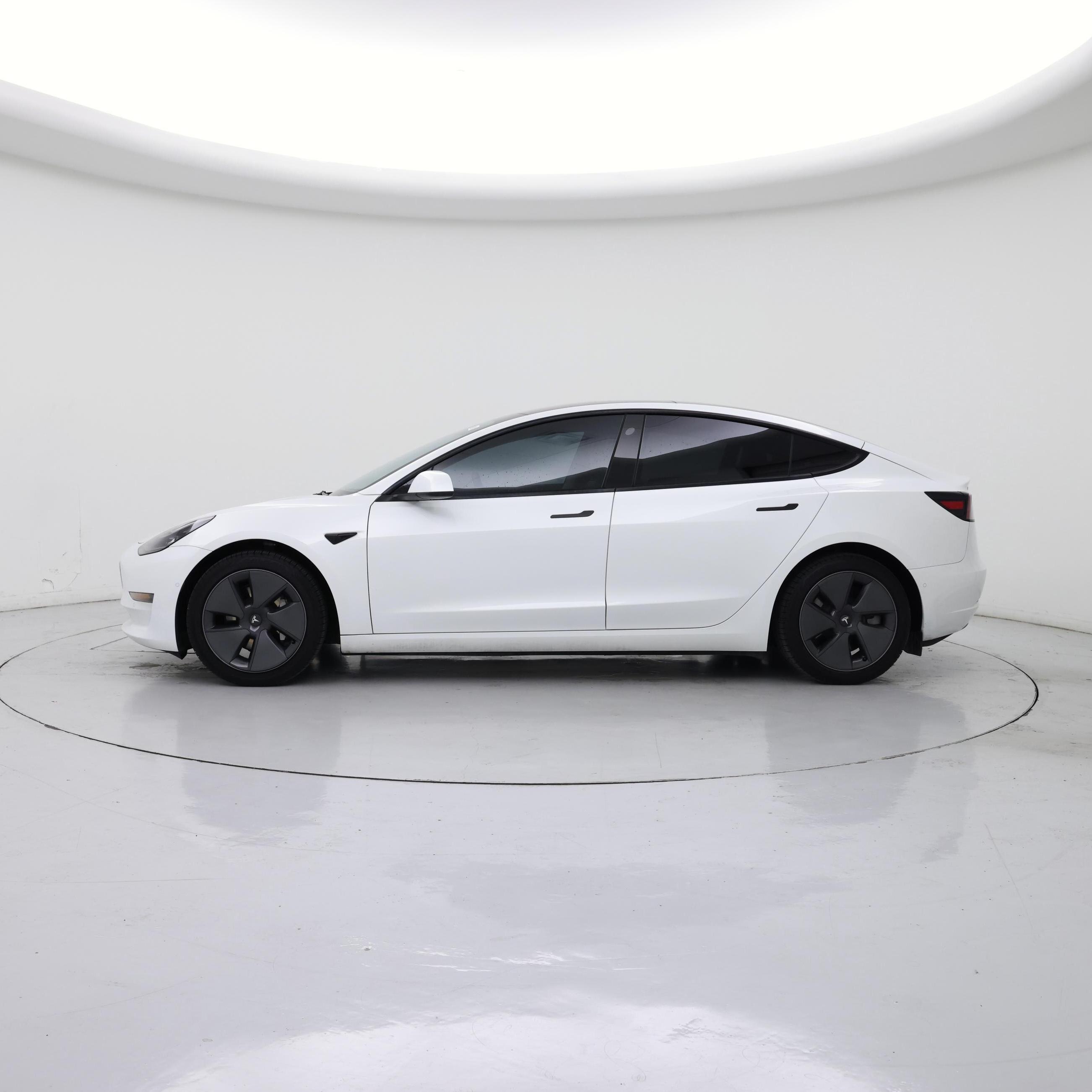 Thumbnail: 2022 Tesla Model 3 - 3