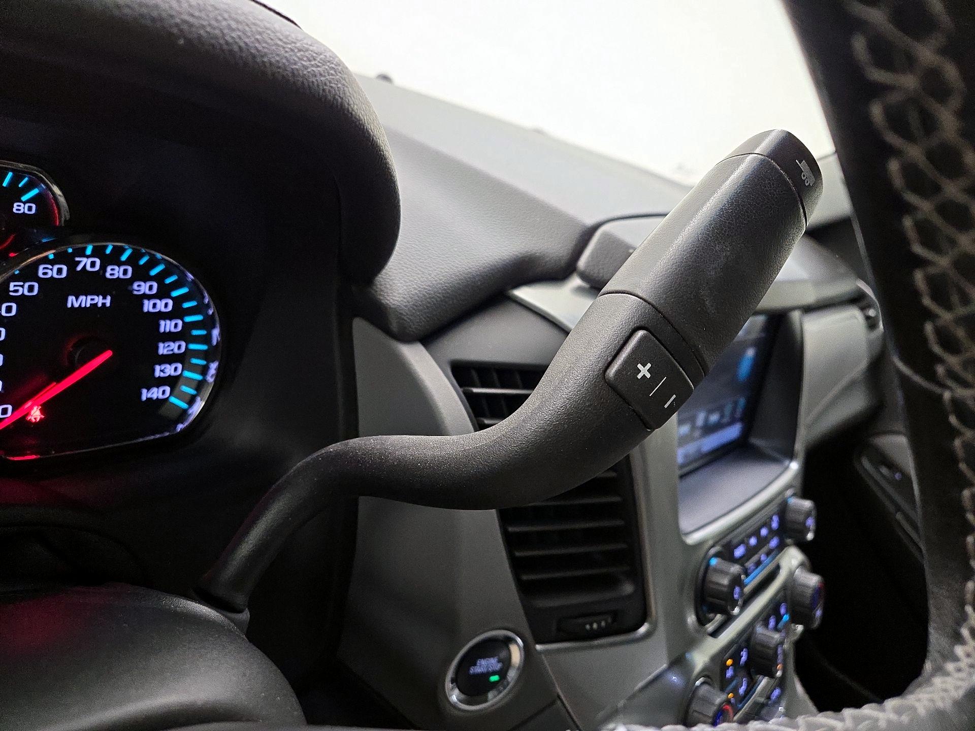 Thumbnail: 2018 Chevrolet Tahoe - 17