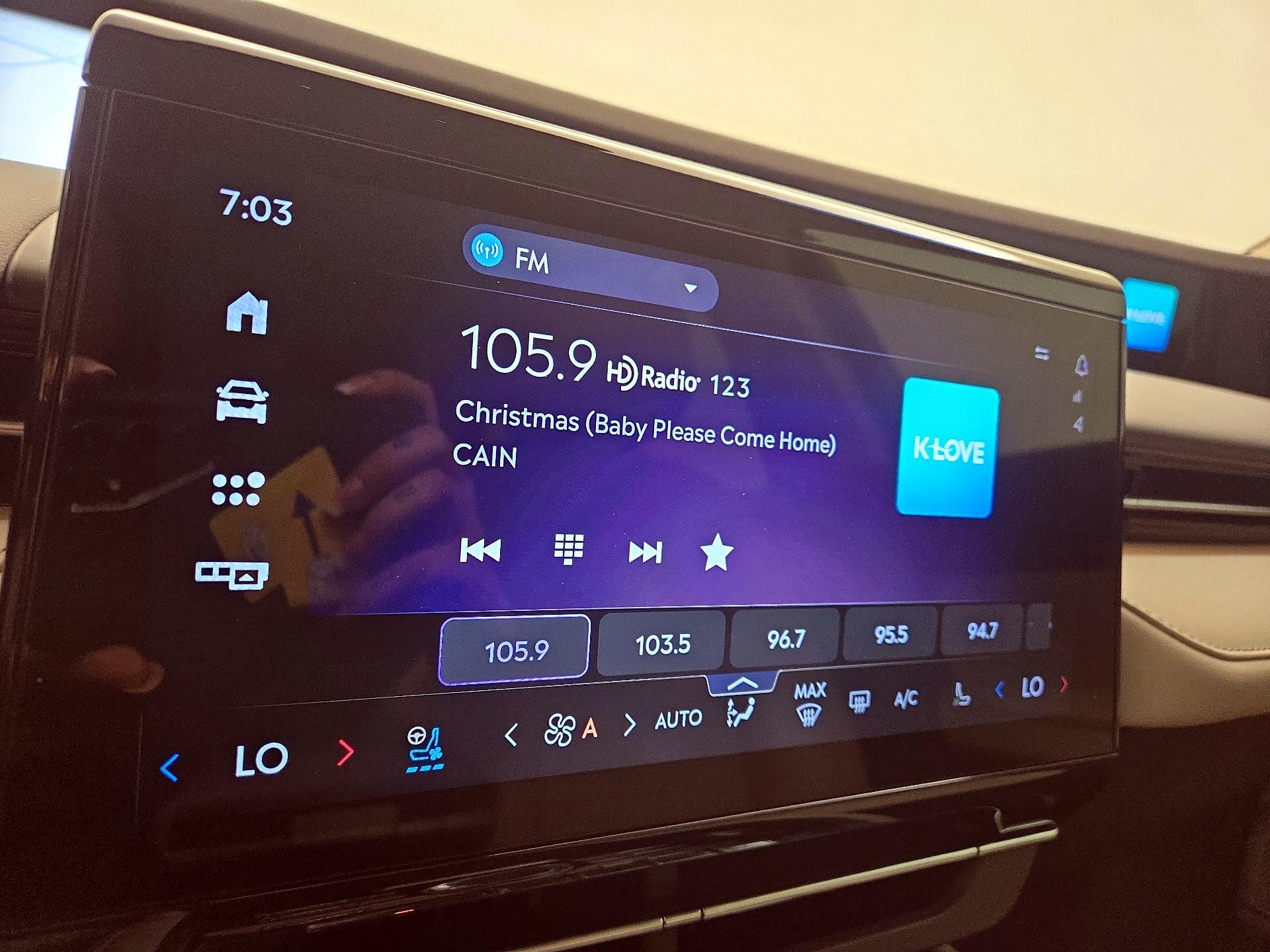 Thumbnail: 2024 Lincoln Nautilus - 16