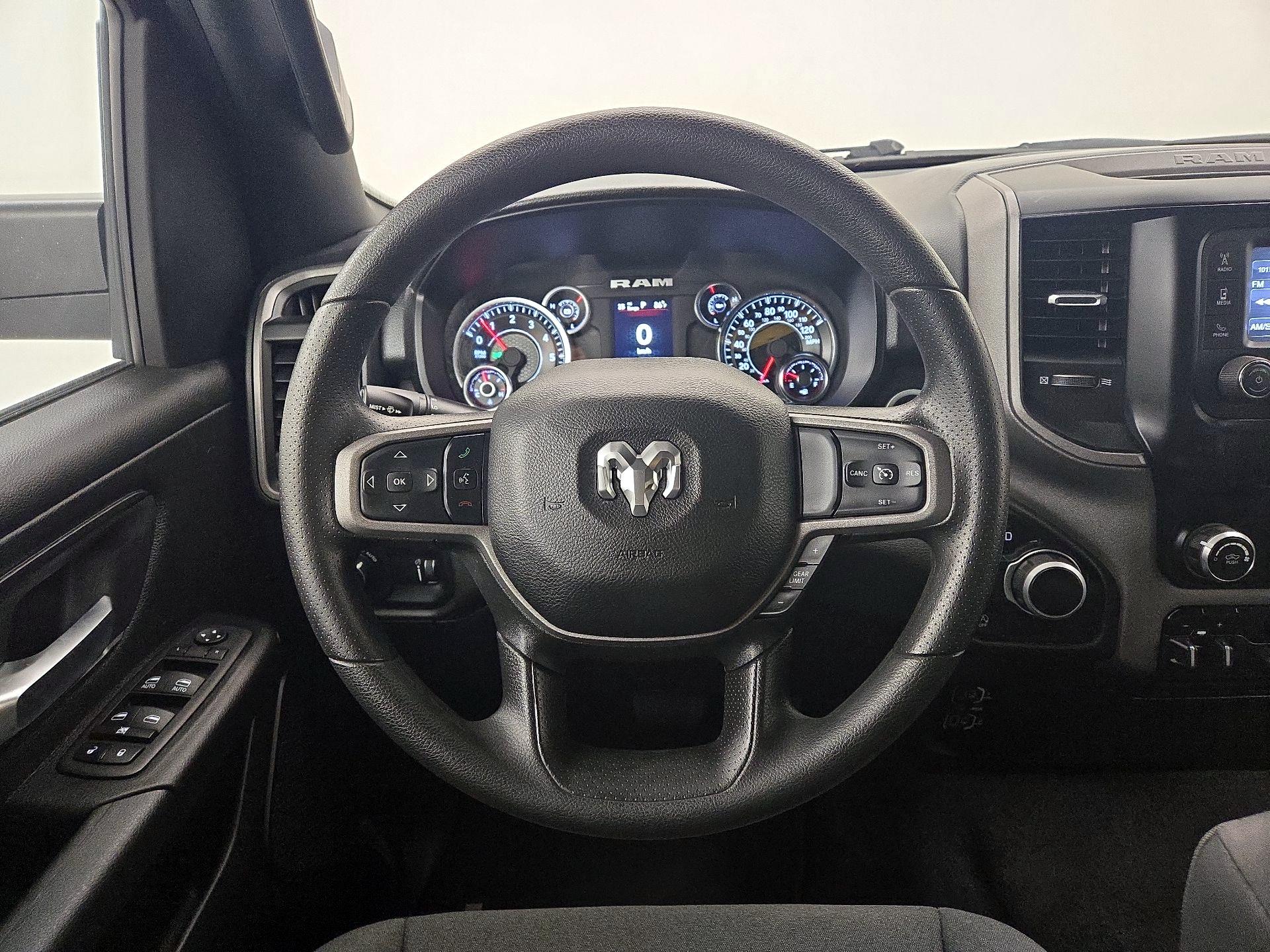 Thumbnail: 2023 RAM 1500 - 10