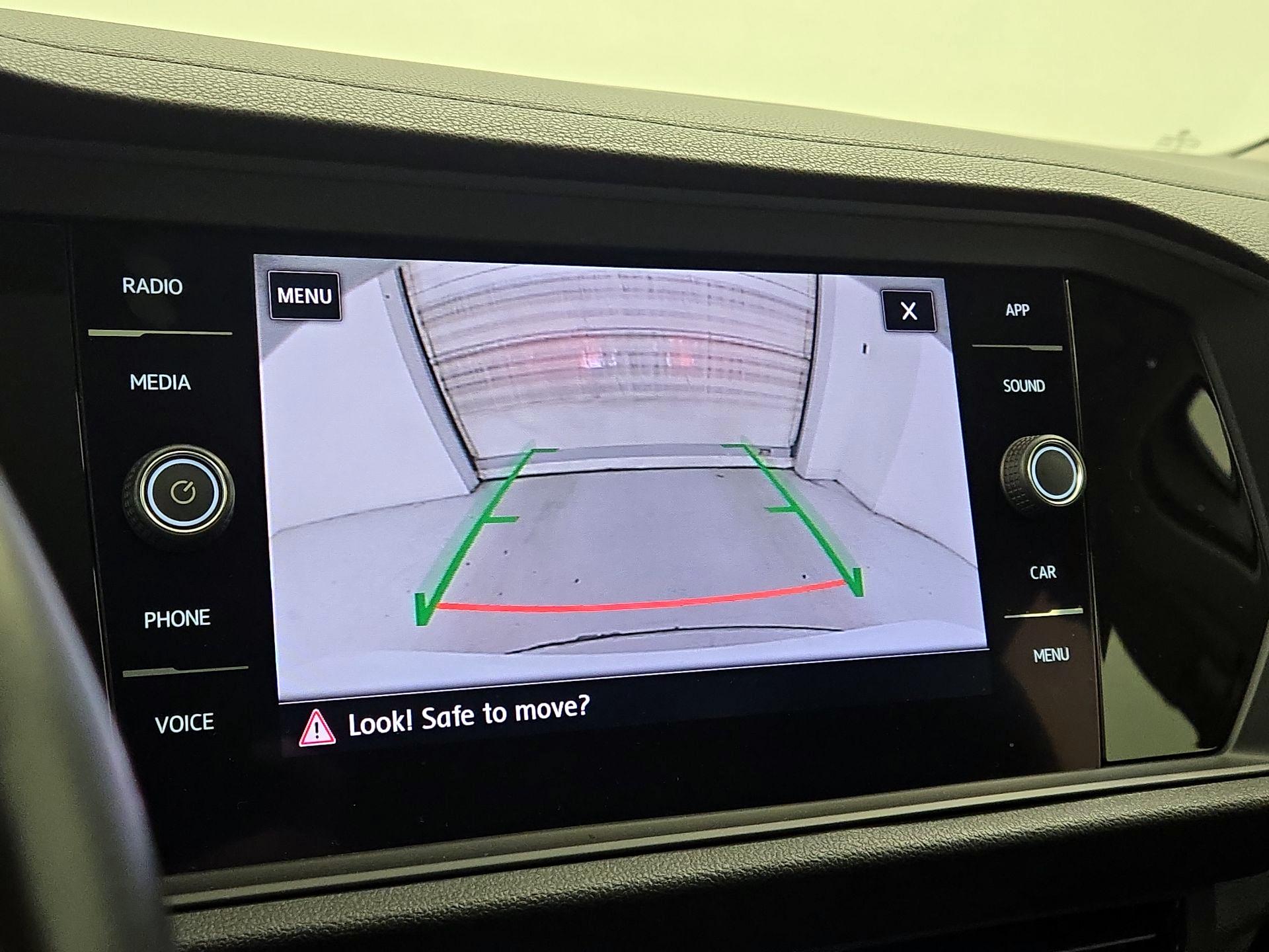 Thumbnail: 2019 Volkswagen Jetta - 14