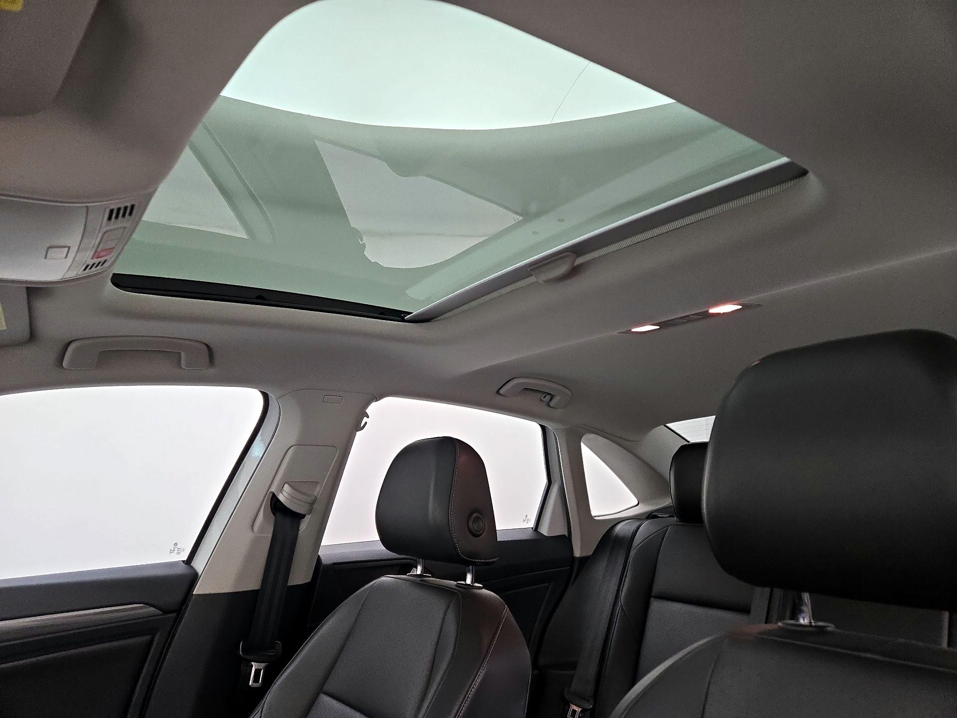 Thumbnail: 2019 Volkswagen Jetta - 19