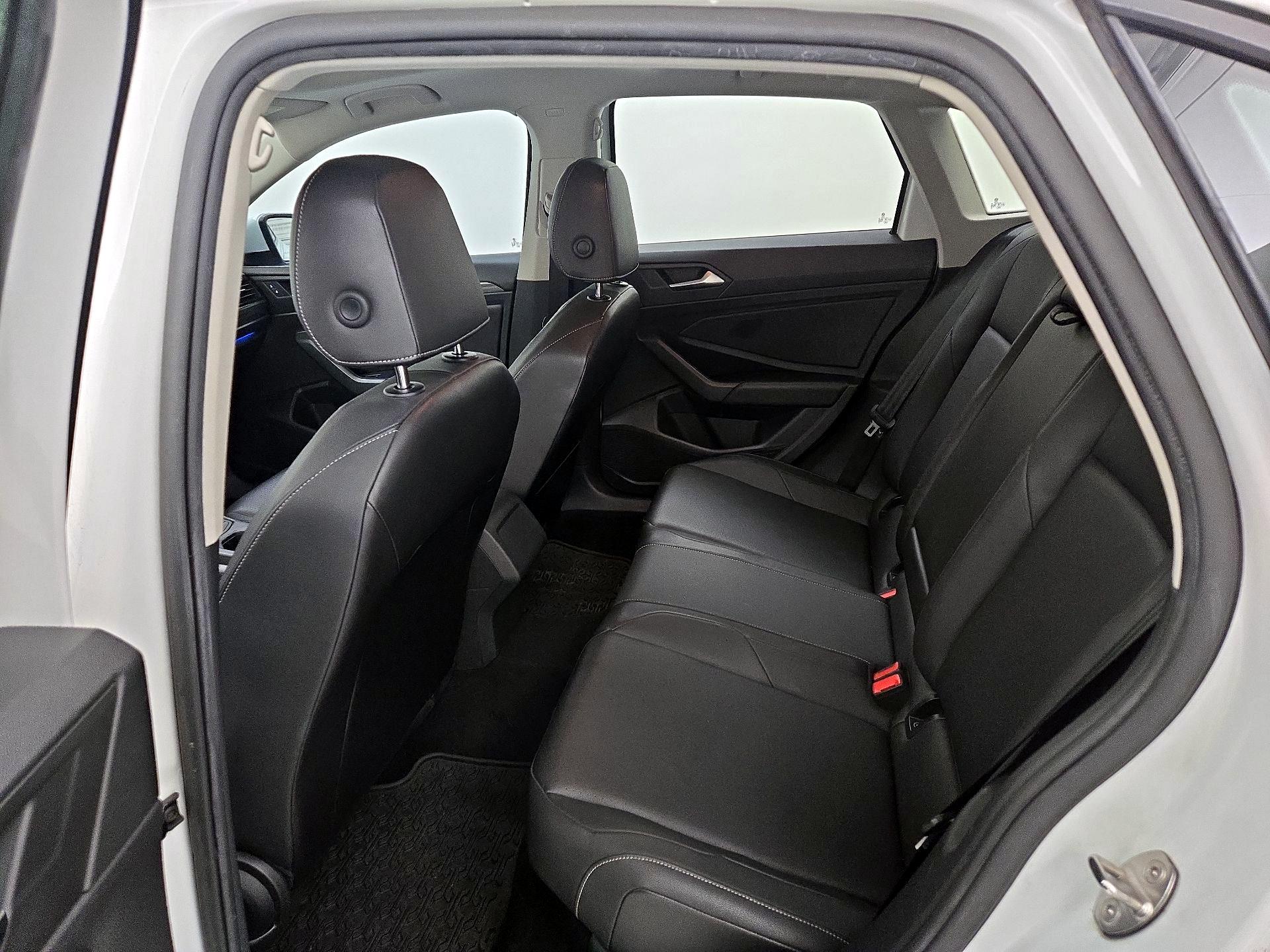 Thumbnail: 2019 Volkswagen Jetta - 20