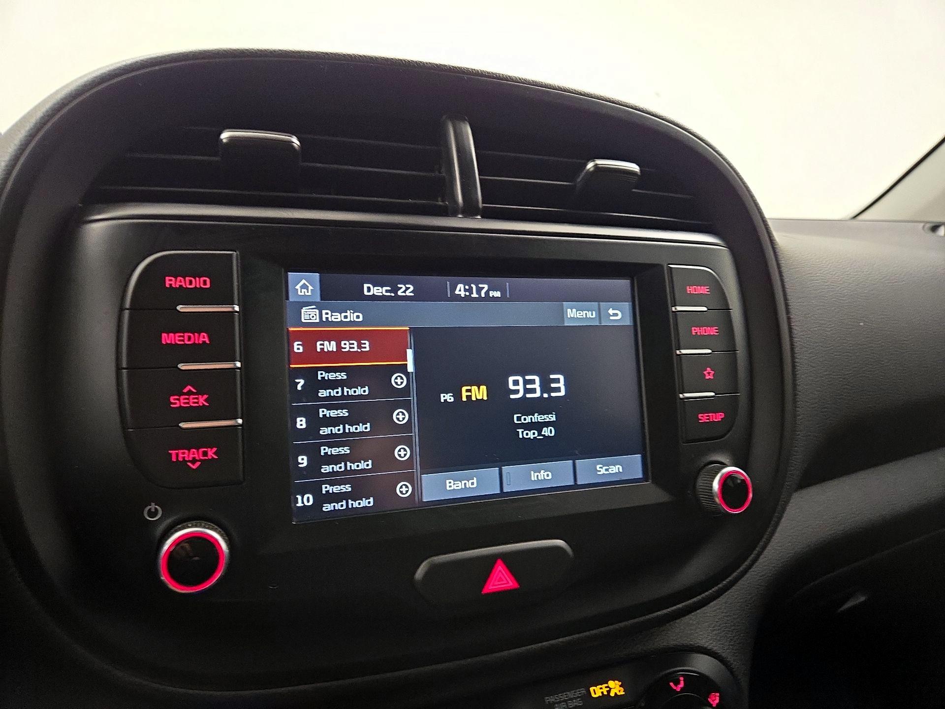 Thumbnail: 2021 Kia Soul - 15