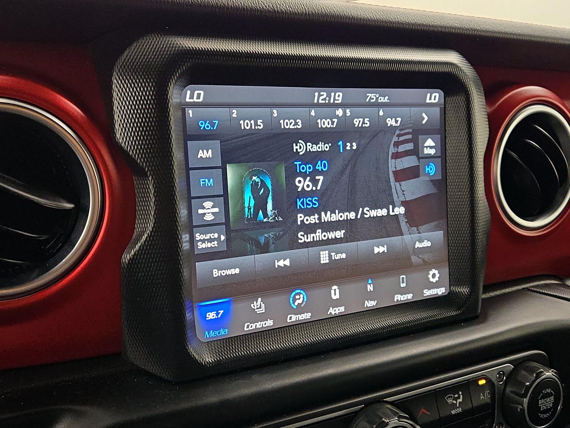 Thumbnail: 2023 Jeep Wrangler - 16