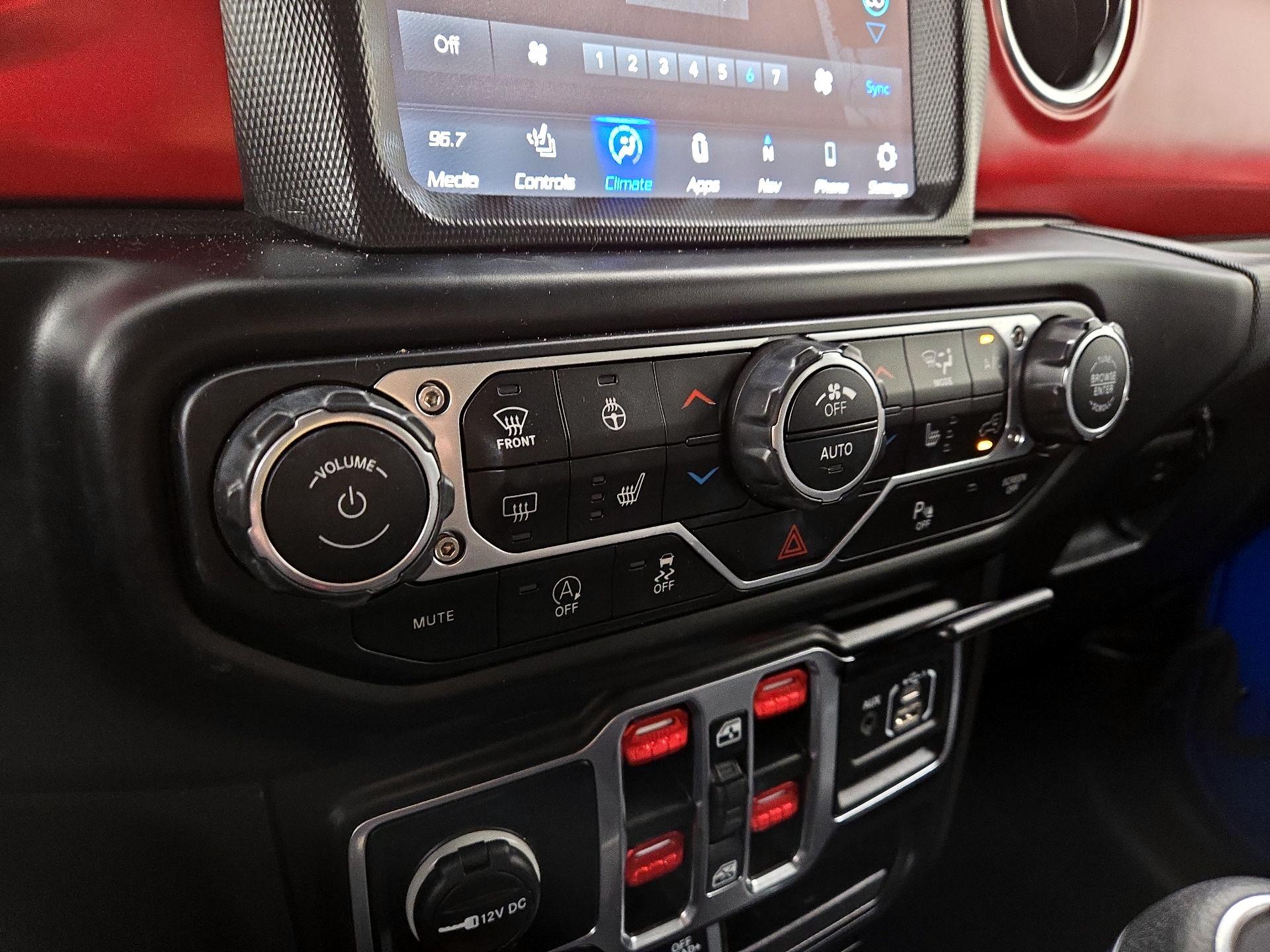 Thumbnail: 2023 Jeep Wrangler - 17