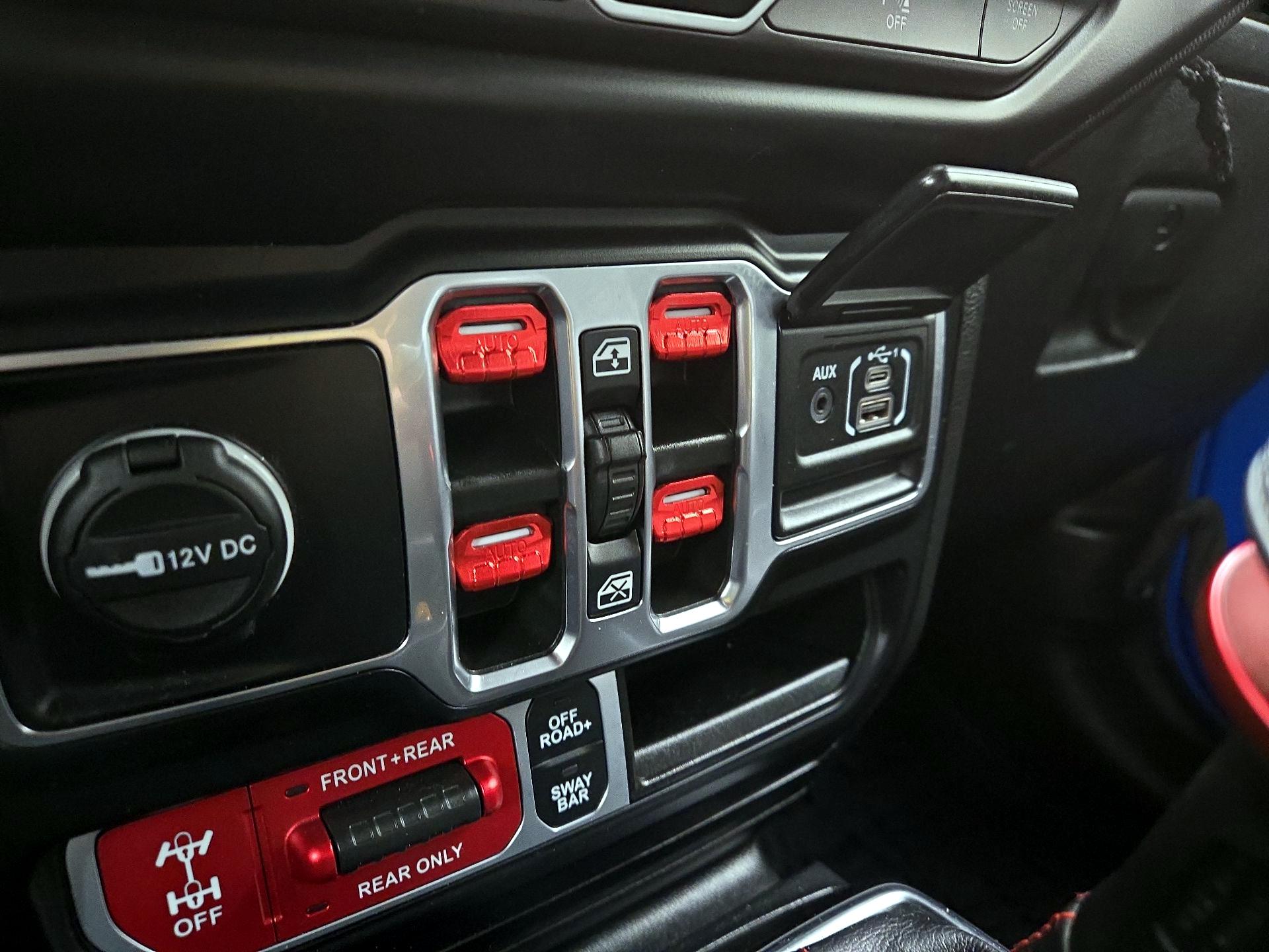 Thumbnail: 2023 Jeep Wrangler - 19