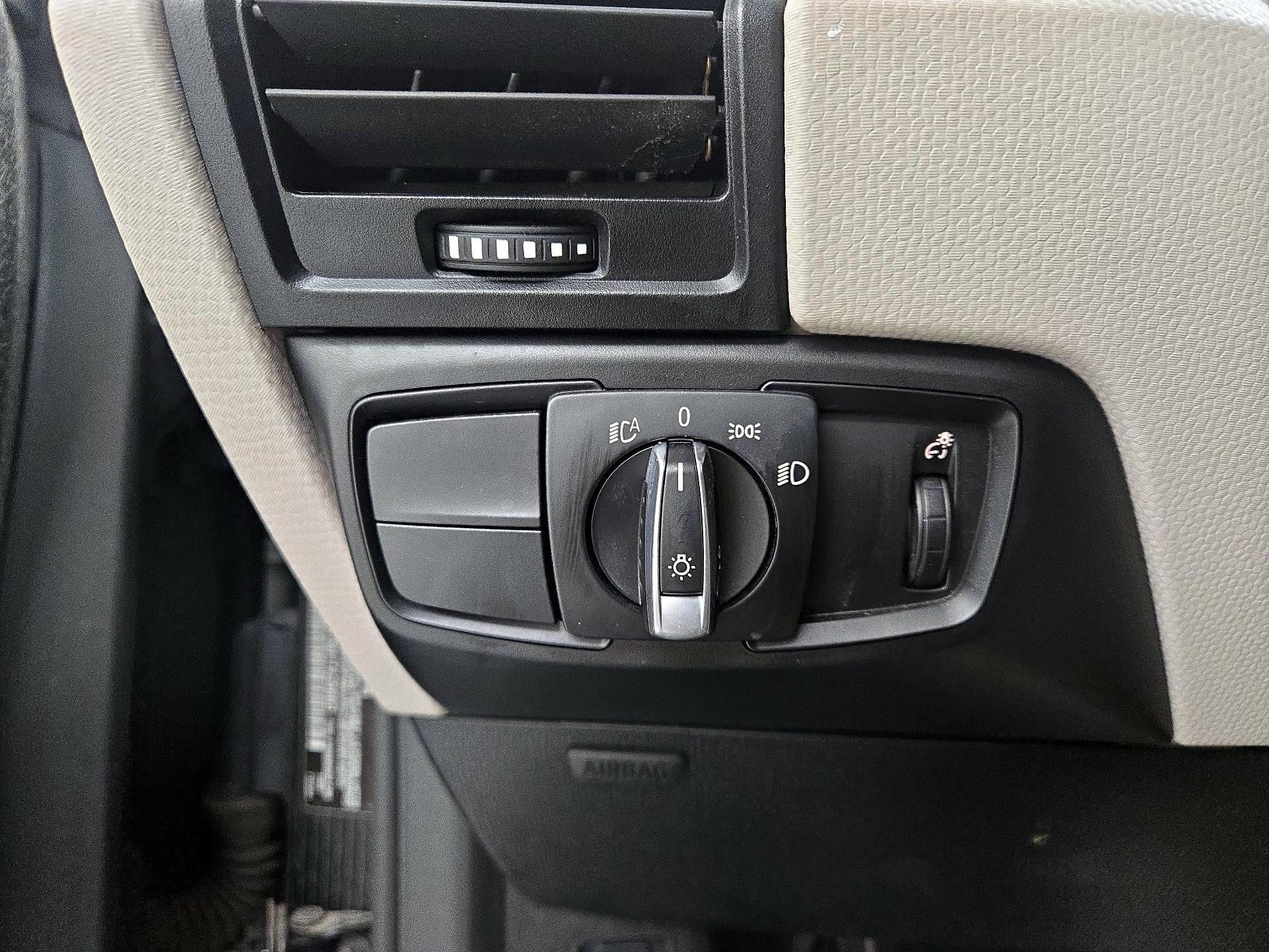 Thumbnail: 2017 BMW i3 - 13