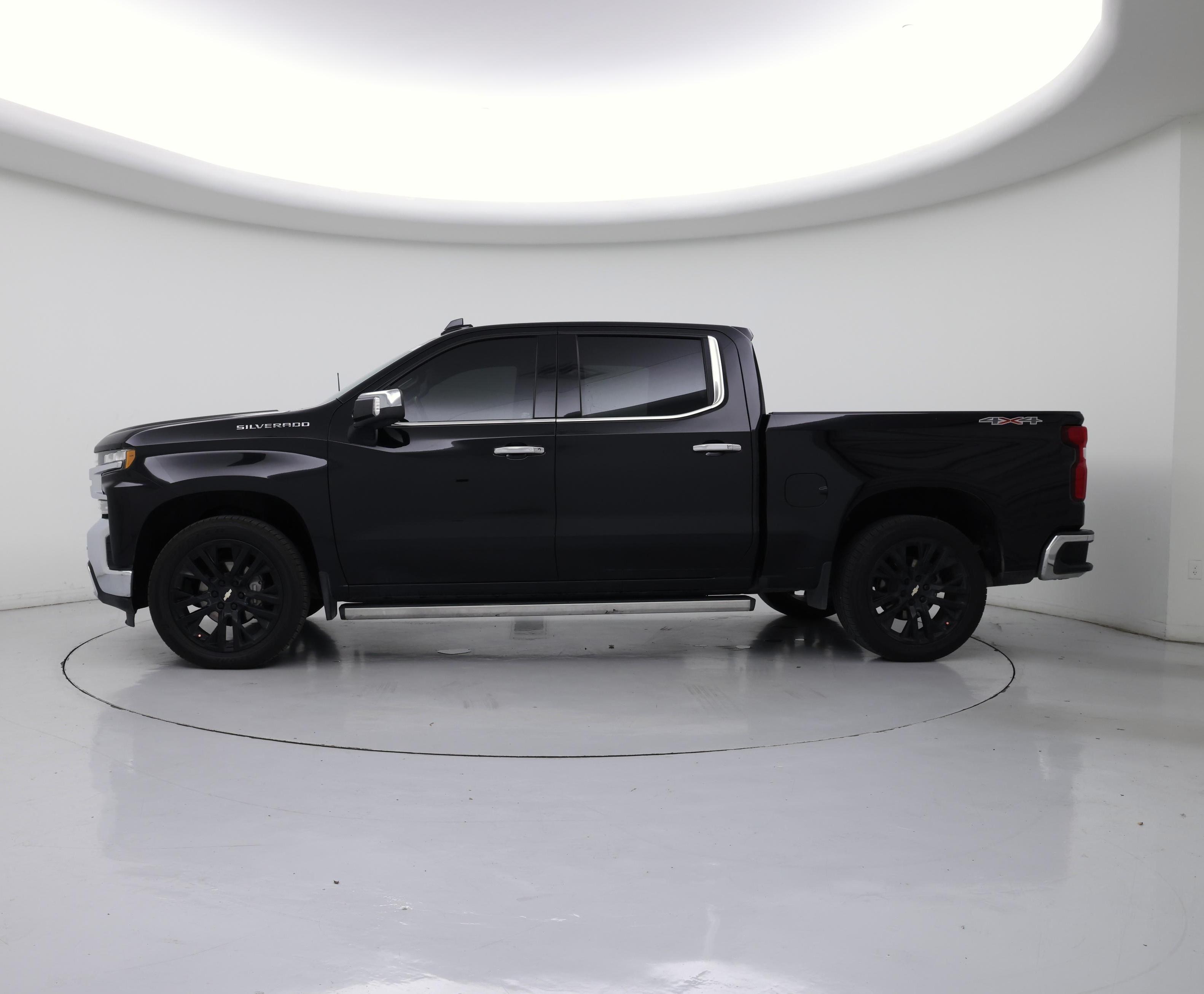Thumbnail: 2020 Chevrolet Silverado 1500 - 3