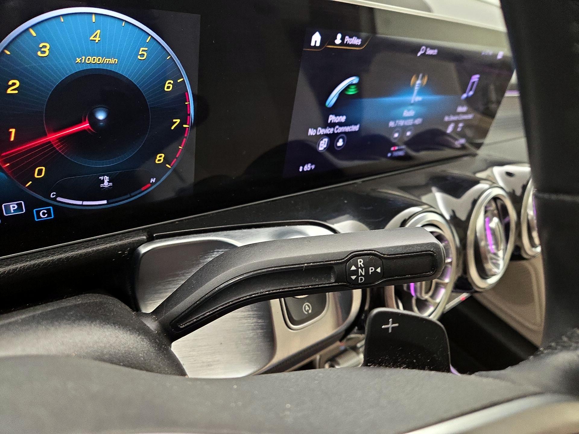 Thumbnail: 2021 Mercedes-Benz GLB - 17