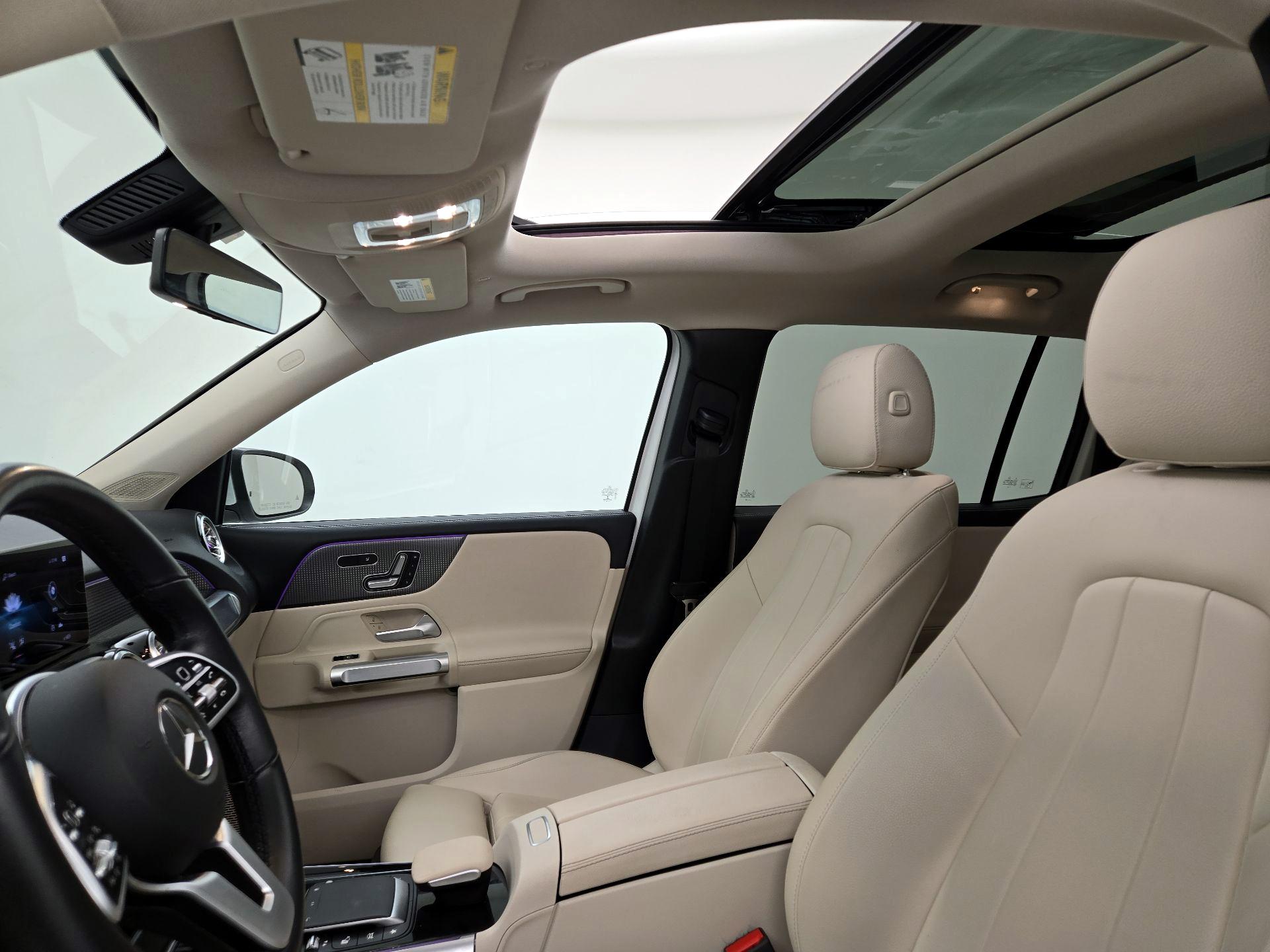 Thumbnail: 2021 Mercedes-Benz GLB - 19