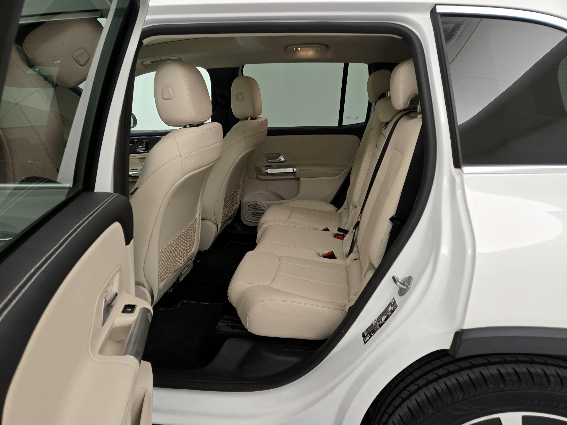 Thumbnail: 2021 Mercedes-Benz GLB - 20