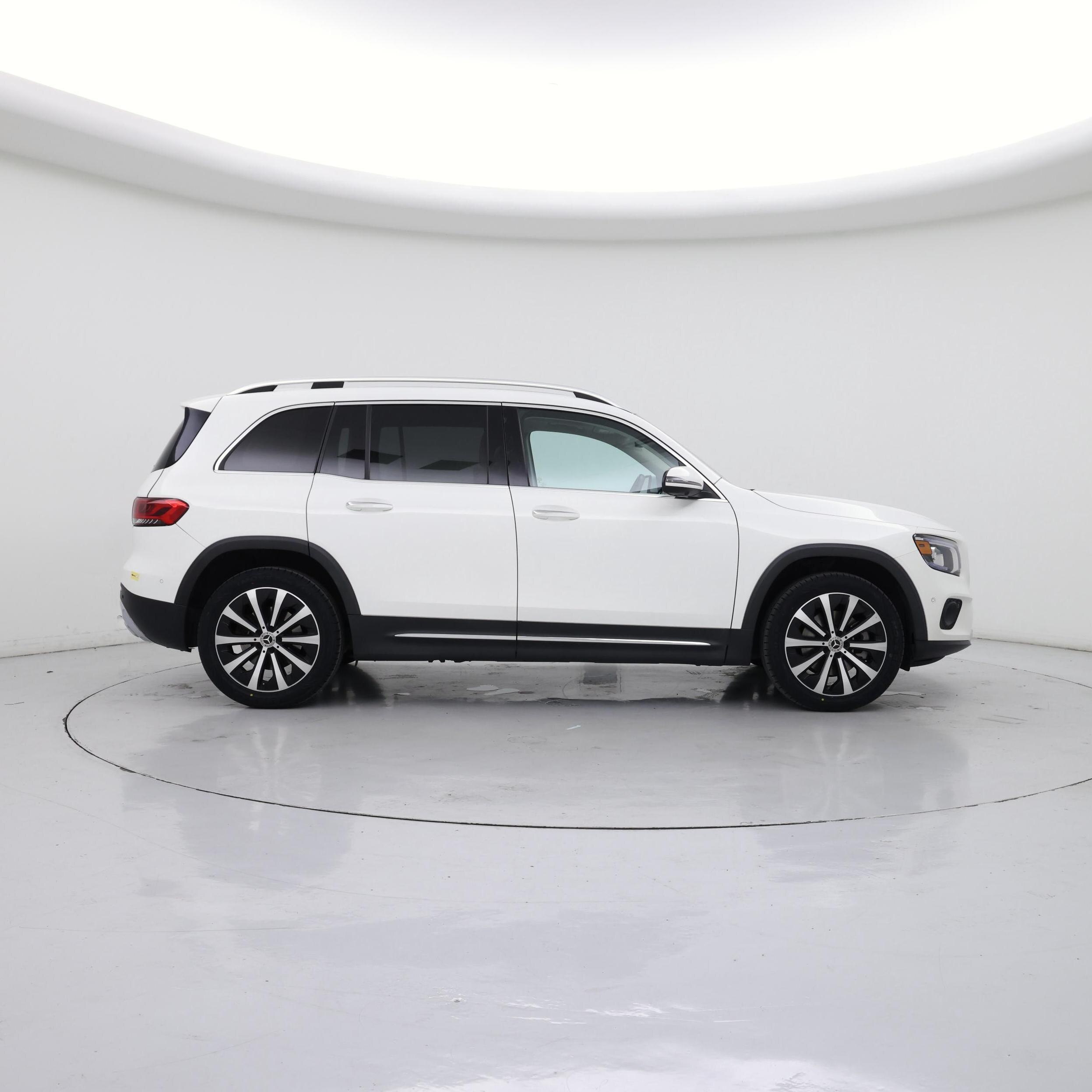 Thumbnail: 2021 Mercedes-Benz GLB - 7