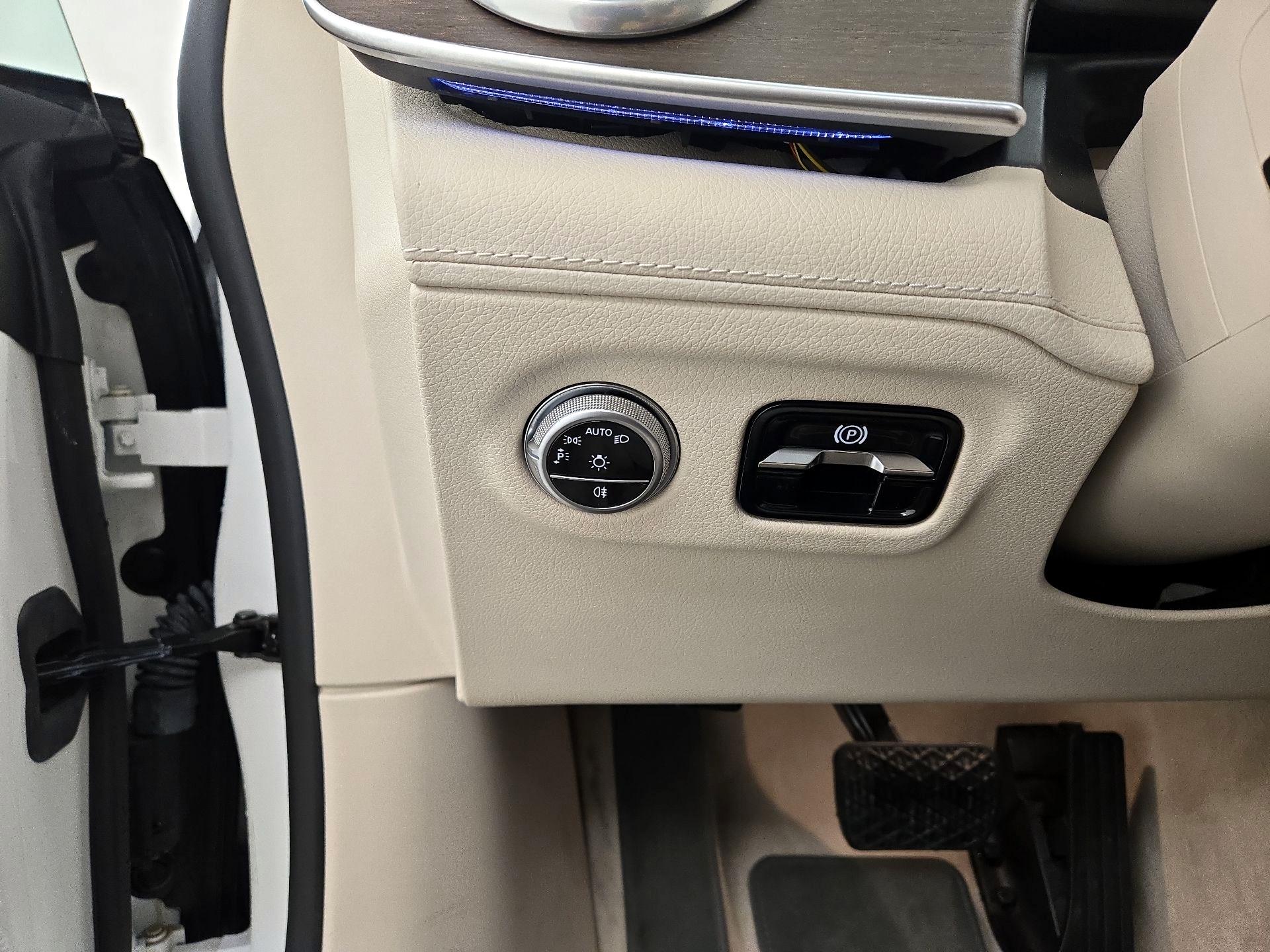 Thumbnail: 2022 Mercedes-Benz EQS - 13